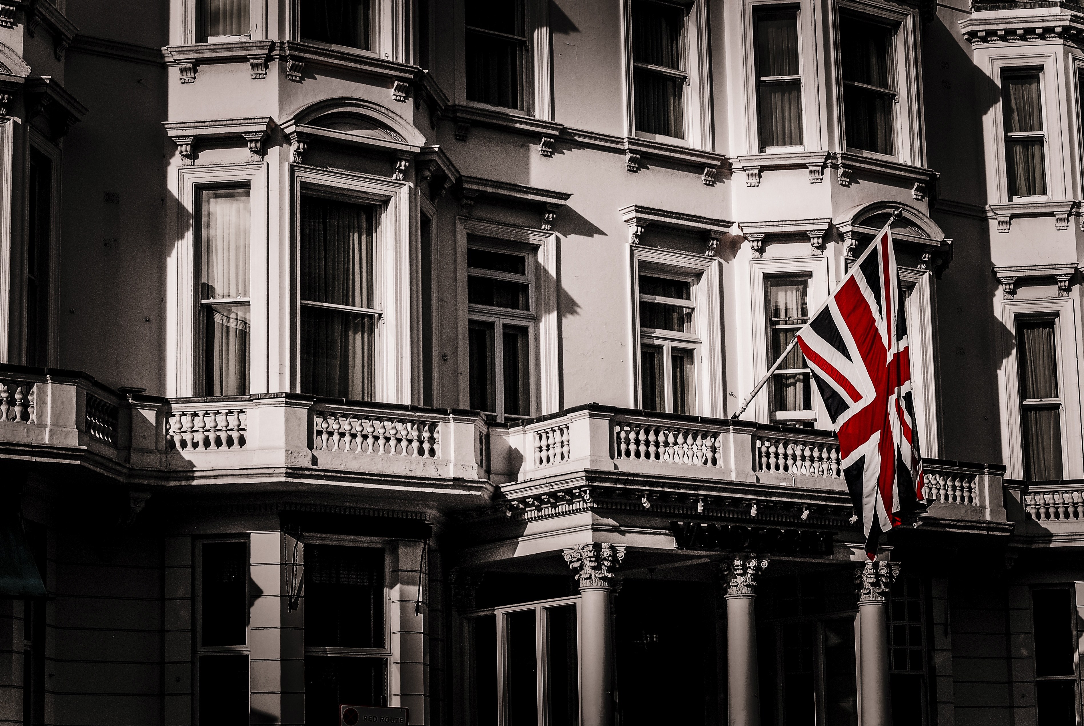 Wallpaper / building england flag and union jack HD 4k wallpaper free download