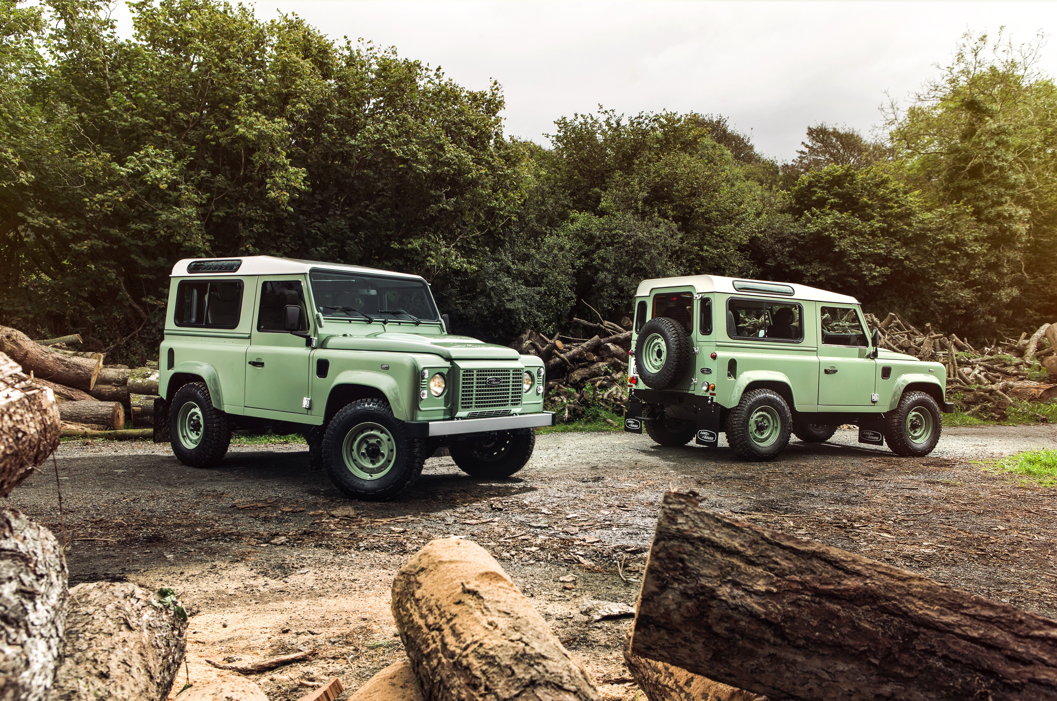 4K, Defender 90 Heritage, Land Rover, Two, Yellow green Gallery HD Wallpaper