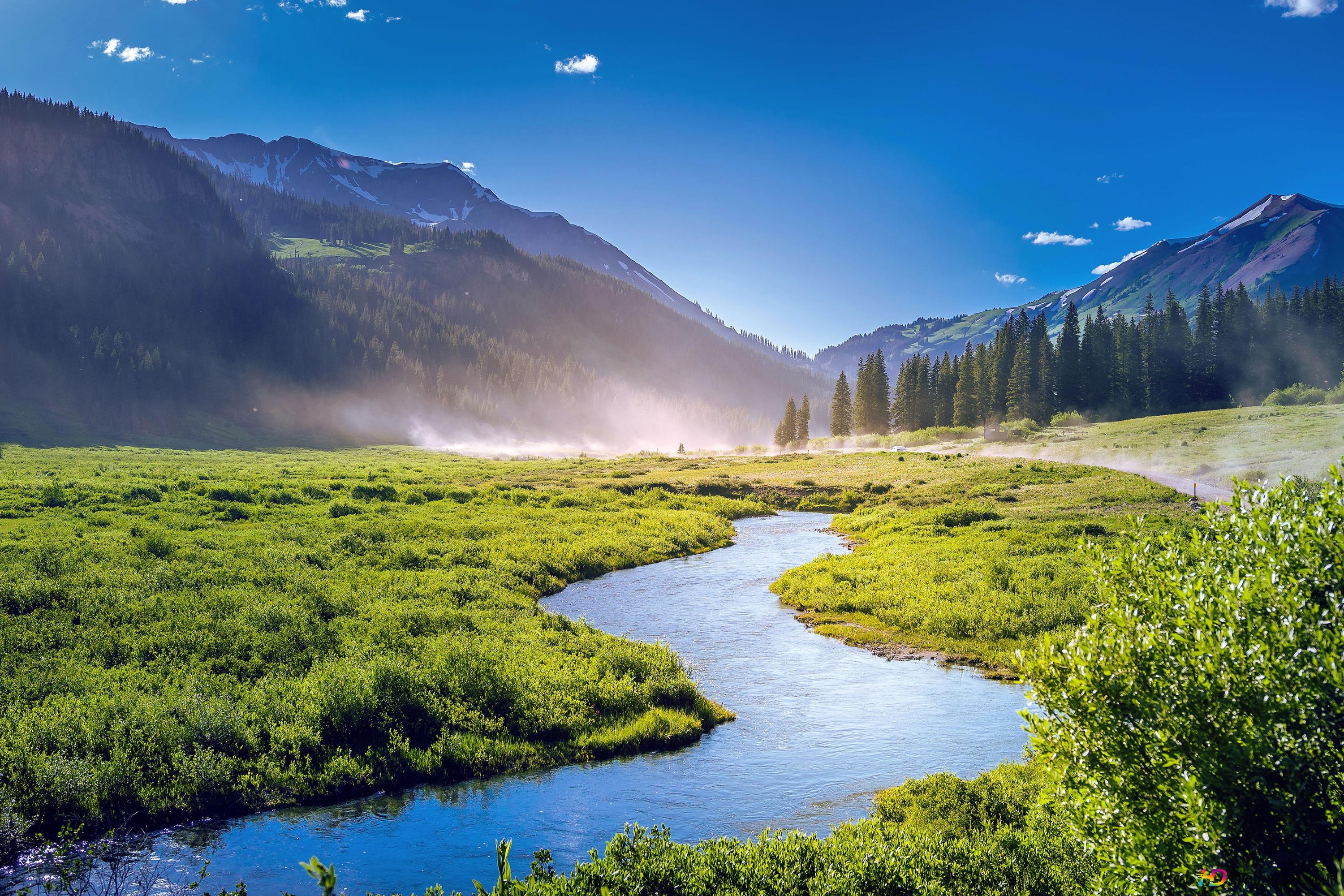 Great view with mountains and green valley 4K wallpaper download