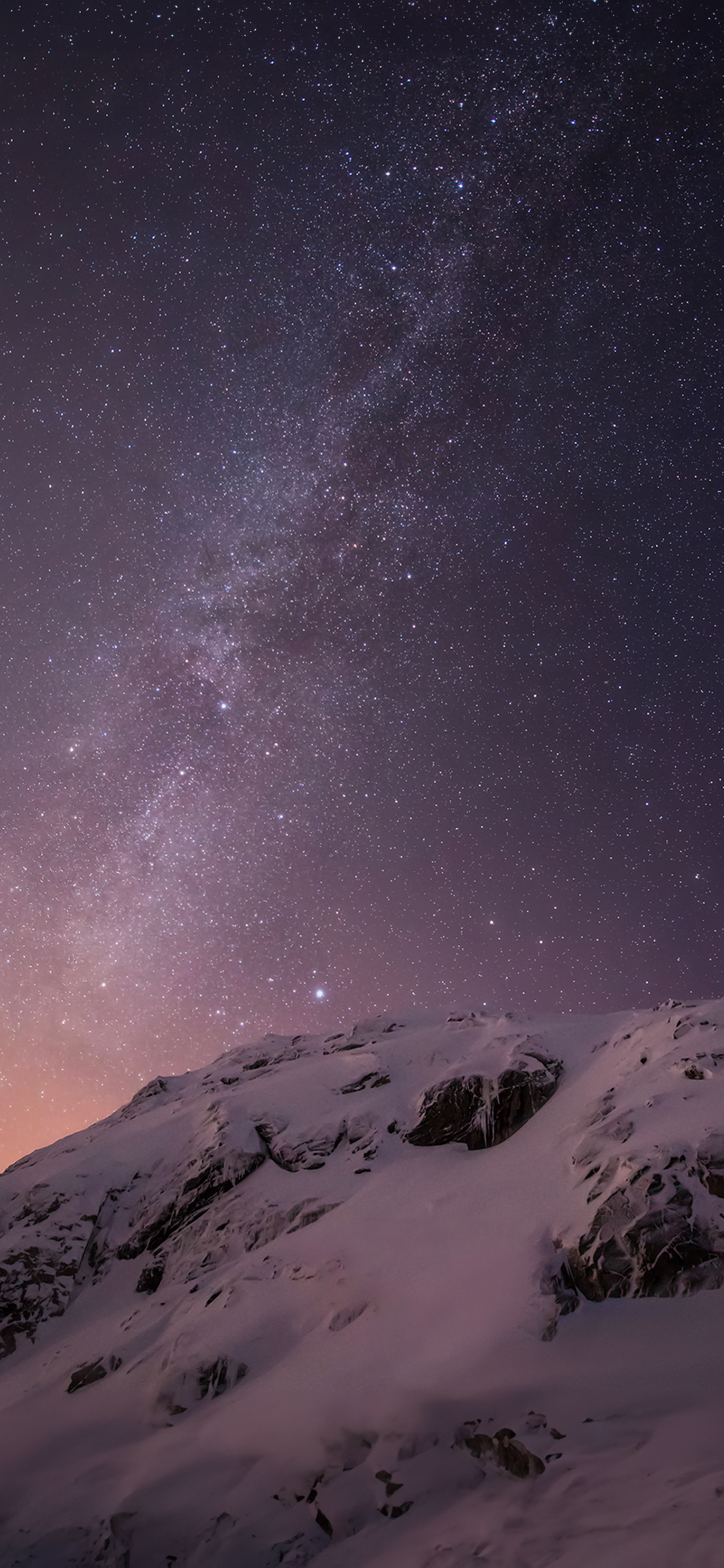 iOS 8 Stock Wallpaper