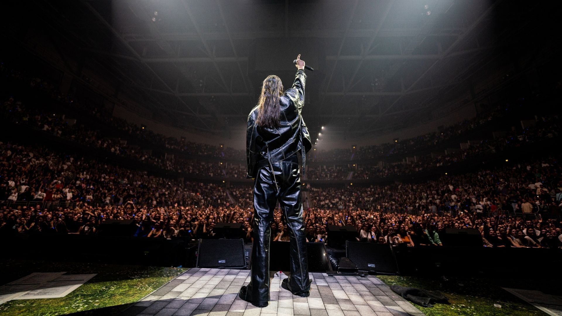 Apache 207: Auf der Bühne zu stehen ist unbeschreiblich