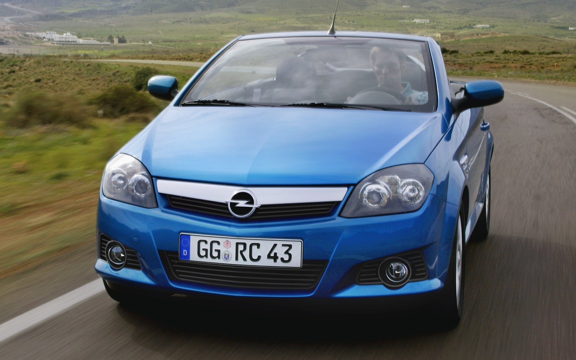 Opel Tigra TwinTop and HD Image