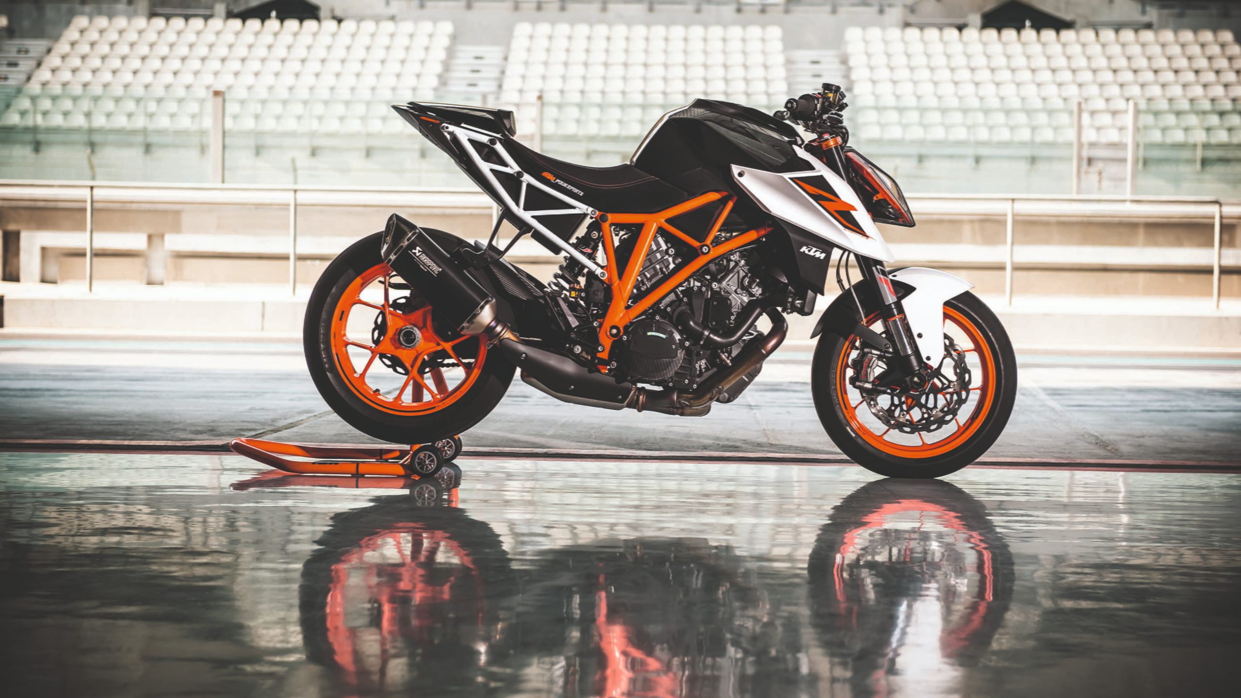 KTM Motorcycle [4K] Wallpaper
