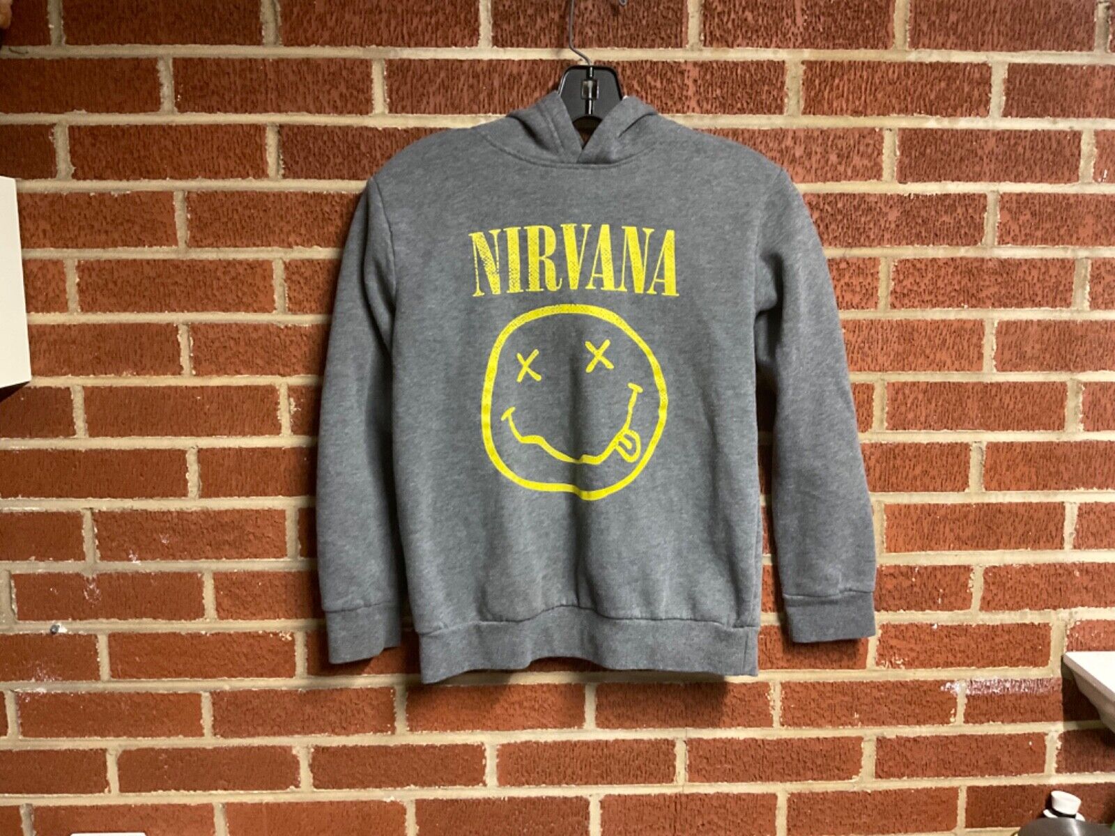 Medium NIRVANA HOODIE Smiley face Sweatshirt Kurt Cobain shirt (read below)
