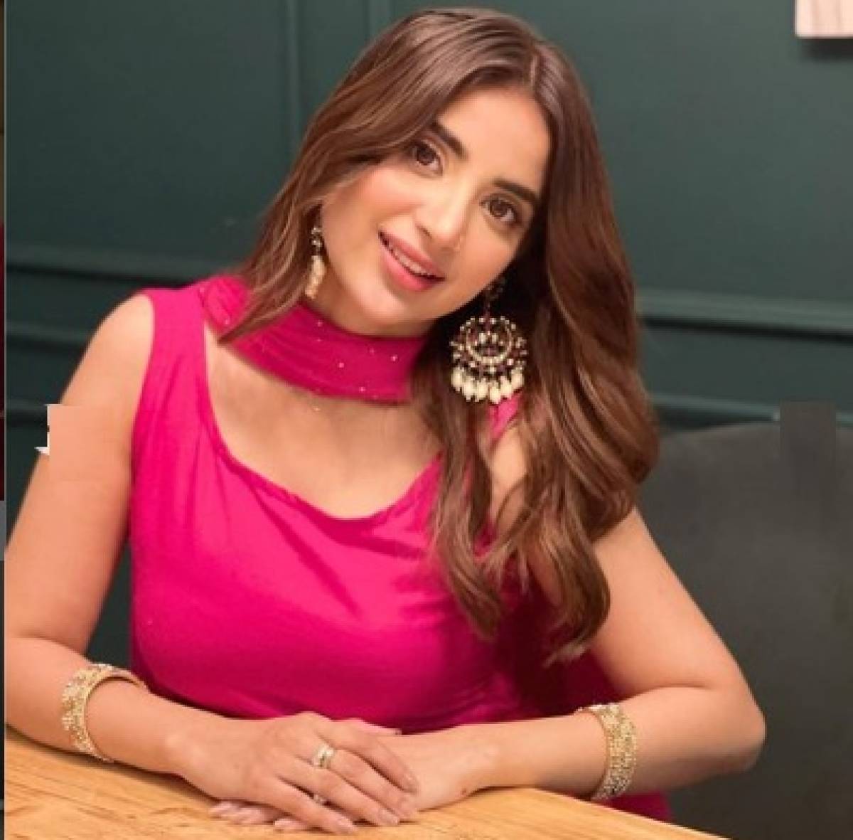 Saboor Aly channels her fun mode in latest video