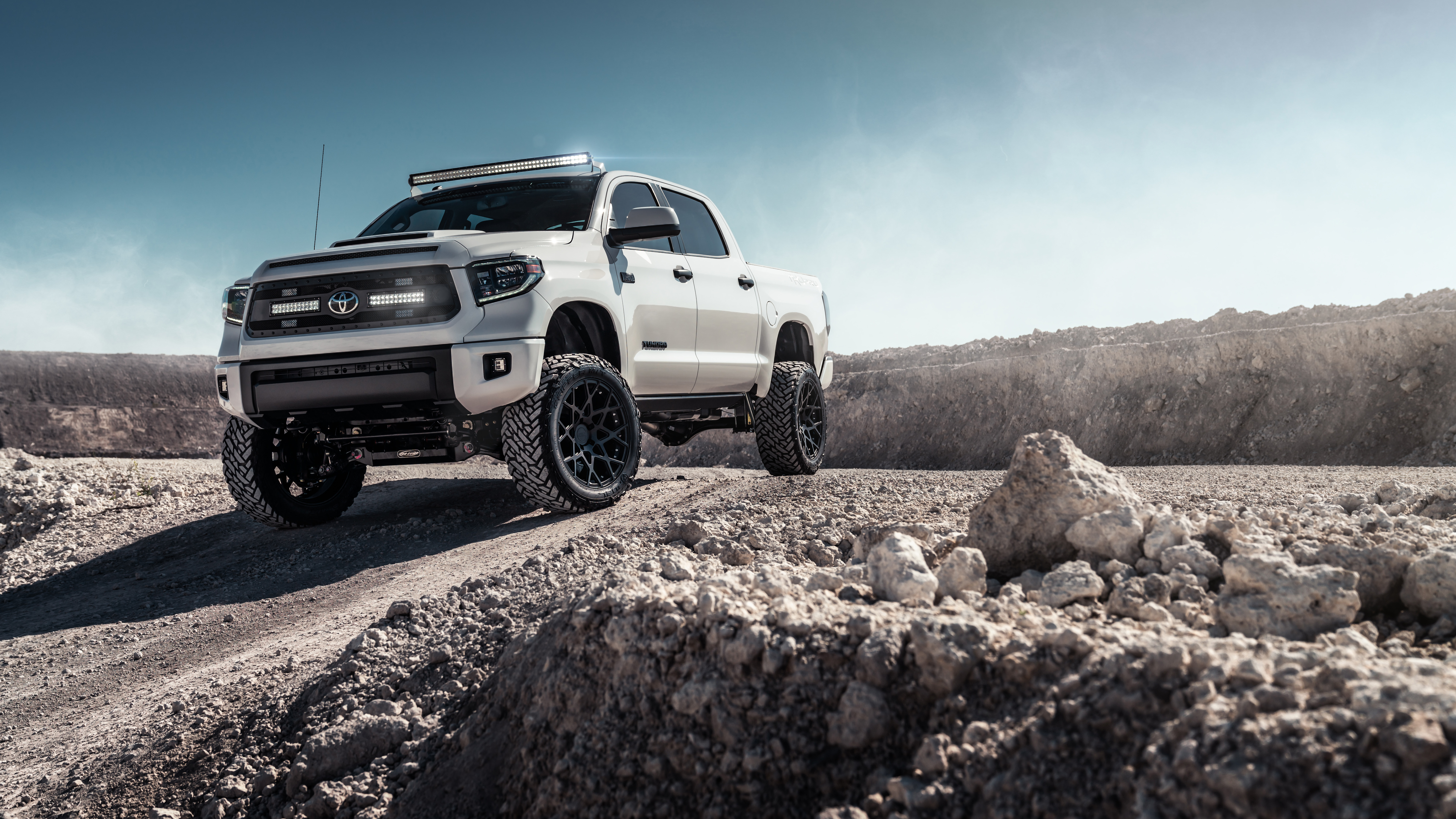 Toyota Tundra 2019 Off Roading 4K 8K Wallpaper Car Wallpaper