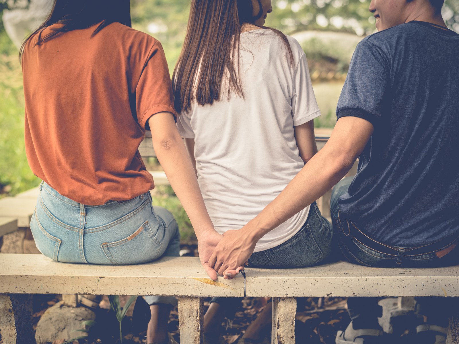 I Work With Cheaters. Here Are My Signs to Spot an Affair'