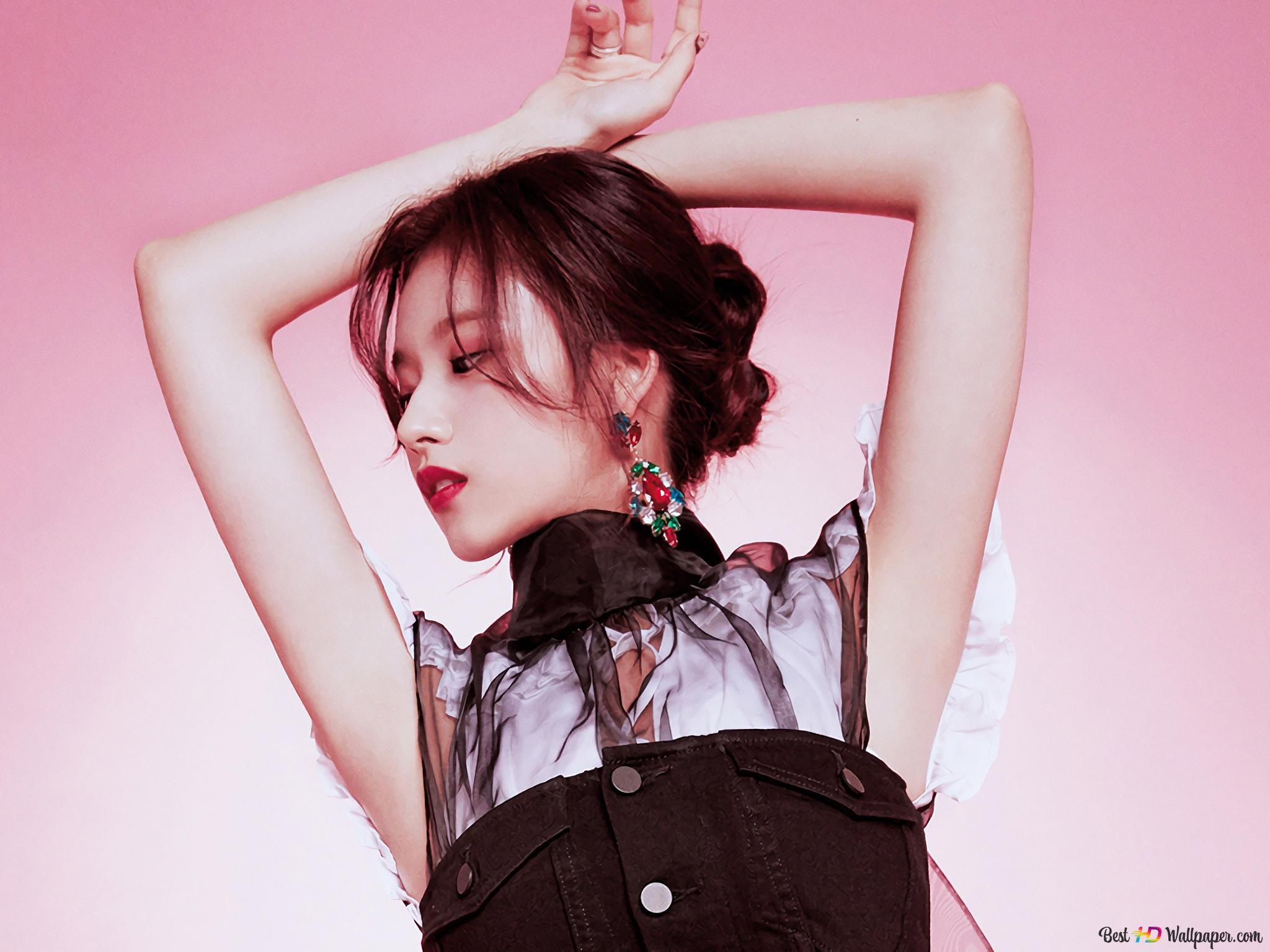 Sana From 'Twice' (K Pop Band) 4K Wallpaper Download