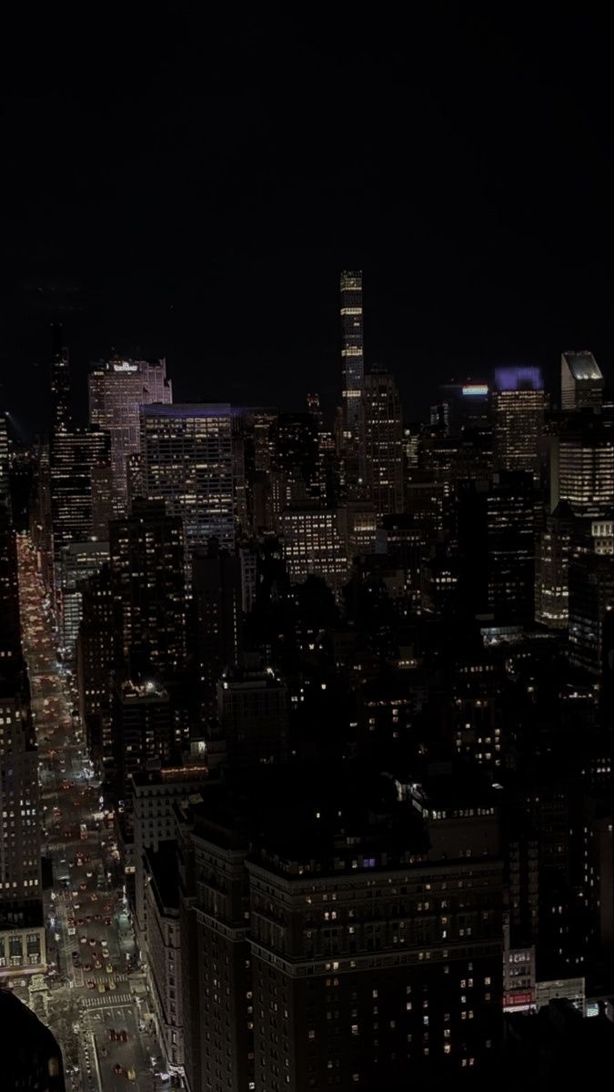 Feeds instagram. City aesthetic, Y2k aesthetic wallpaper, Night scenery. Night scenery, Y2k aesthetic wallpaper, City wallpaper