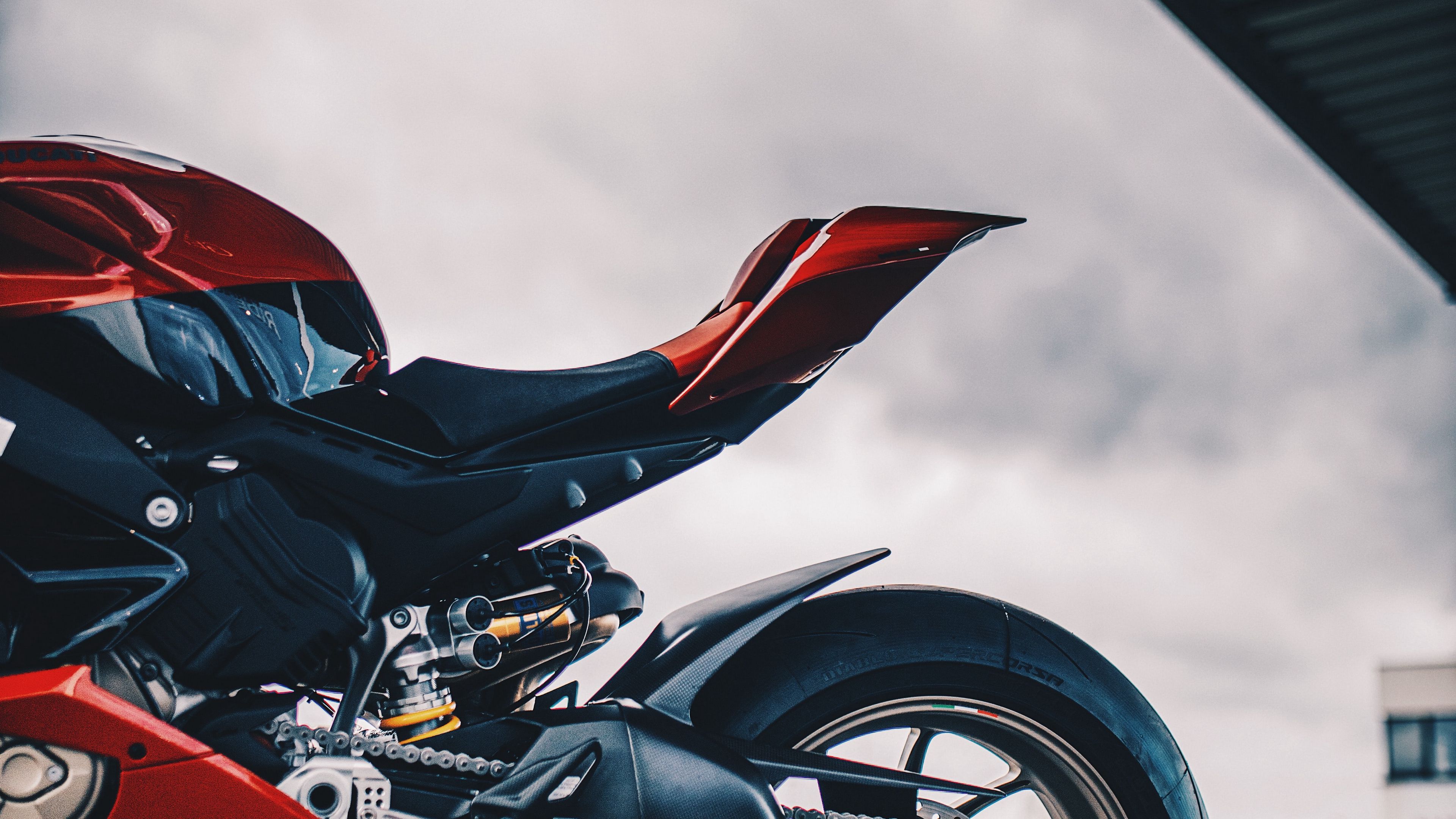 Wallpaper / motorcycle, motor, engine, wheel, side view, 4k free download