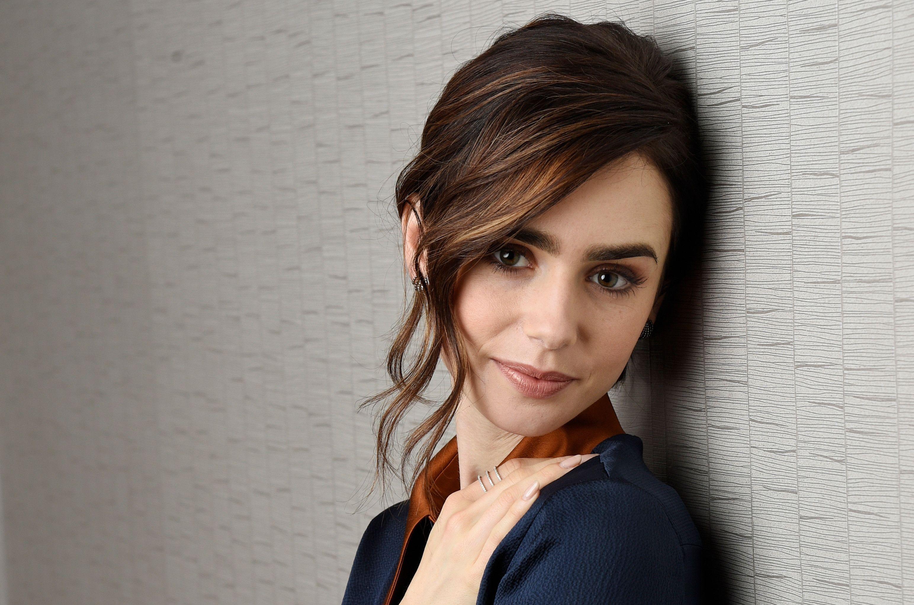 Lily Collins Wallpaper