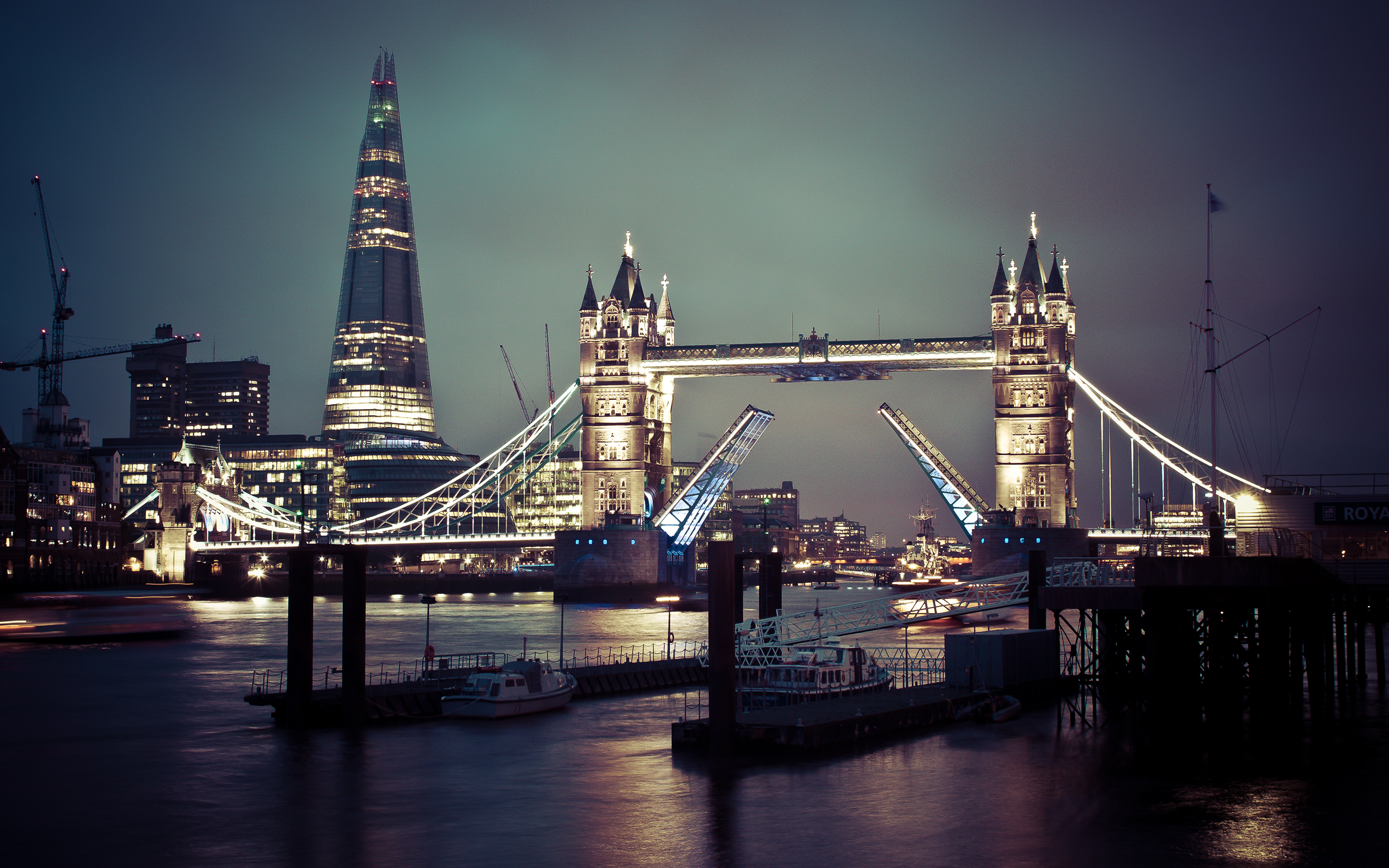 Wallpaper 4k Tower Bridge of London Wallpaper