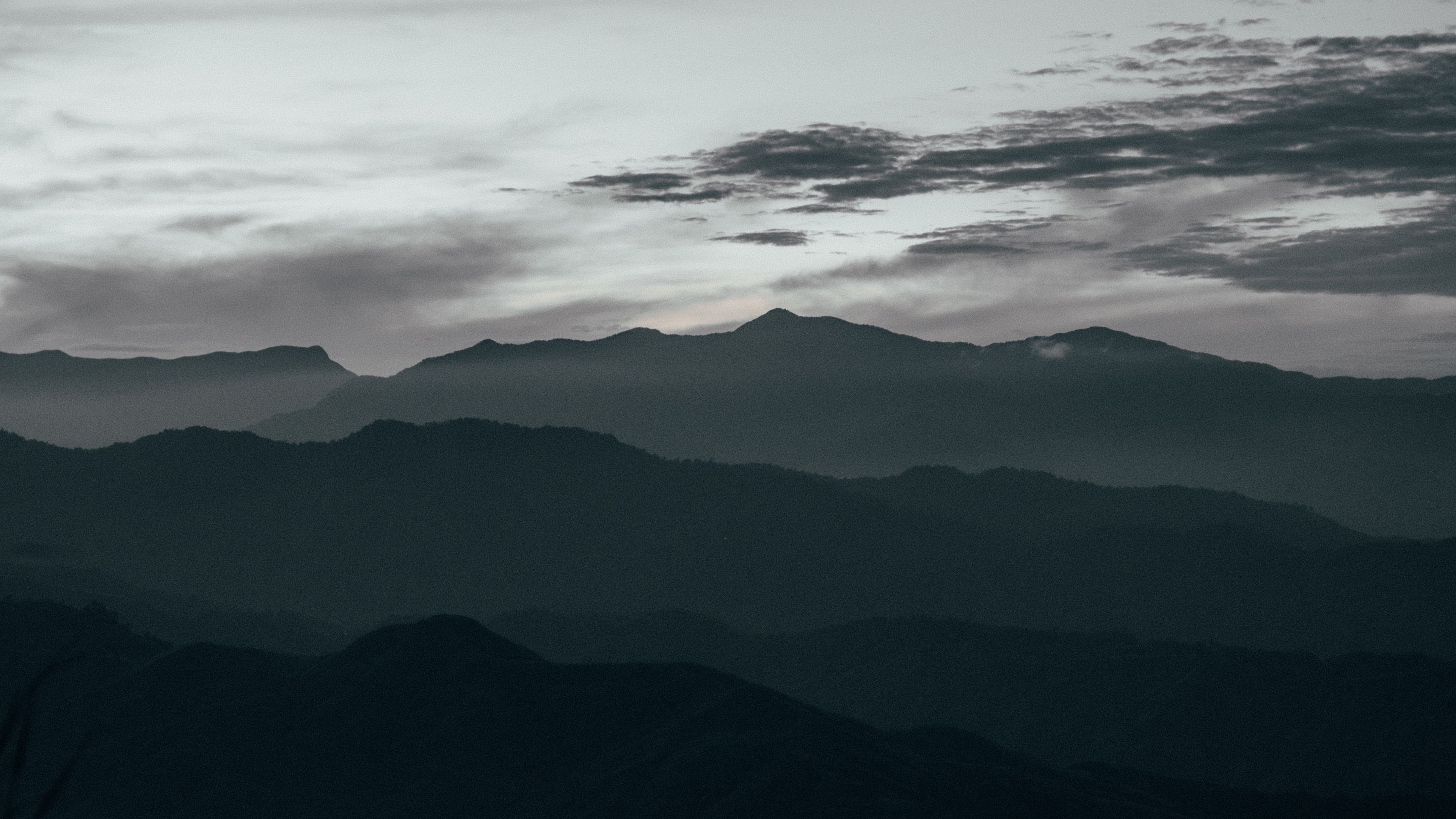 Wallpaper / mountains, fog, dusk, dark, landscape, 4k free download