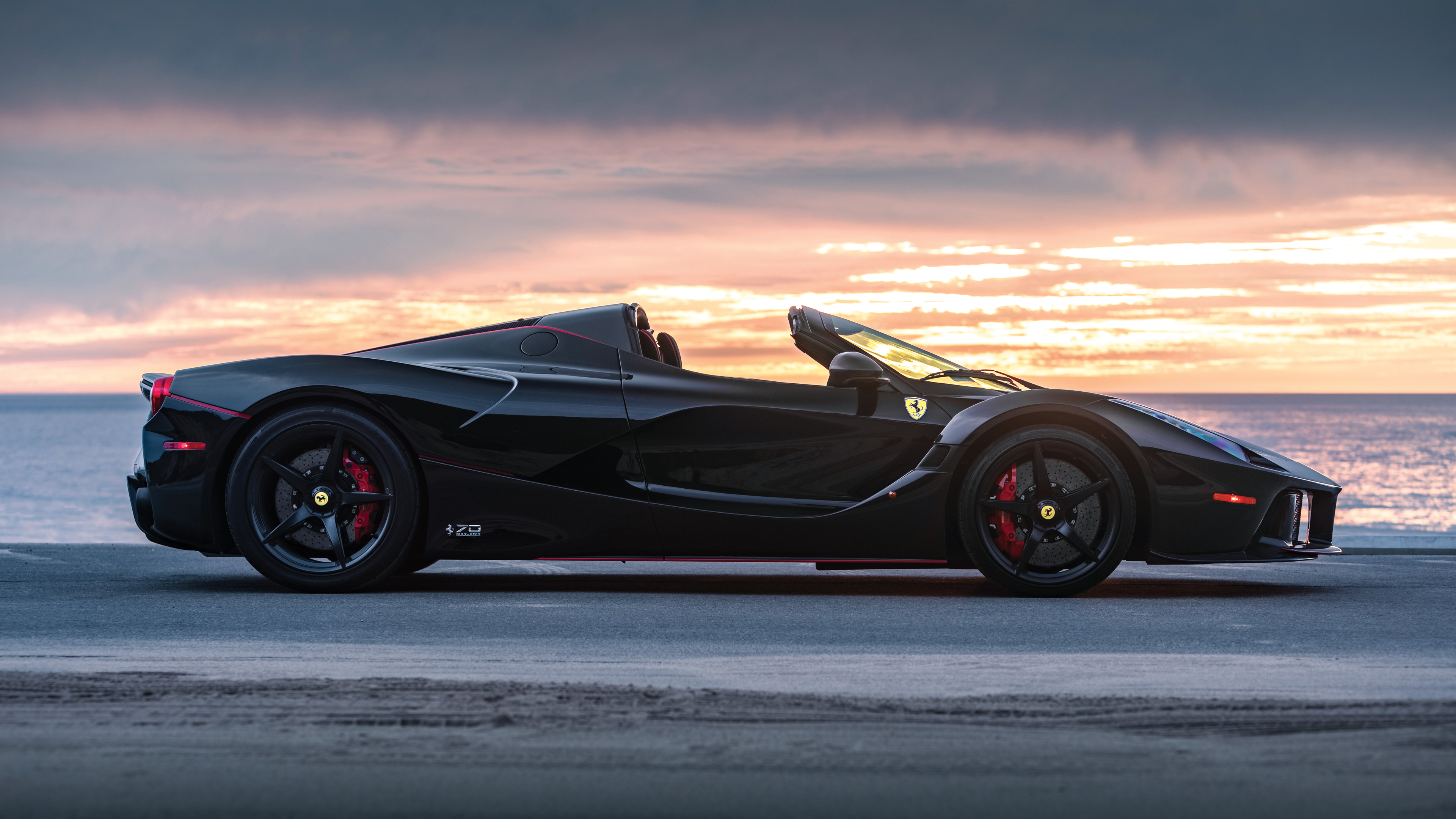 Wallpaper 4k Black Ferrari 4k Wallpaper