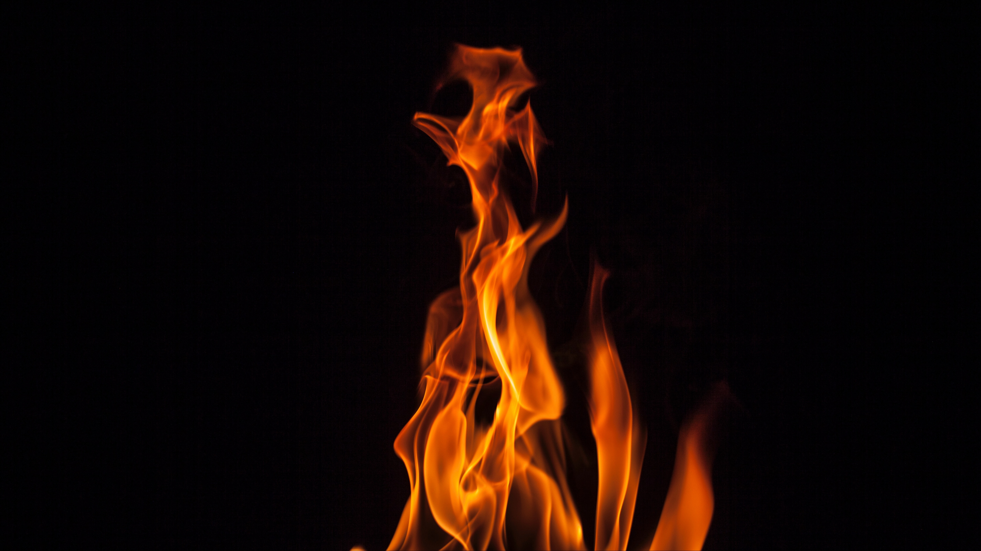Wallpaper 4k fire, flame, bonfire, dark, burning 4k Wallpaper