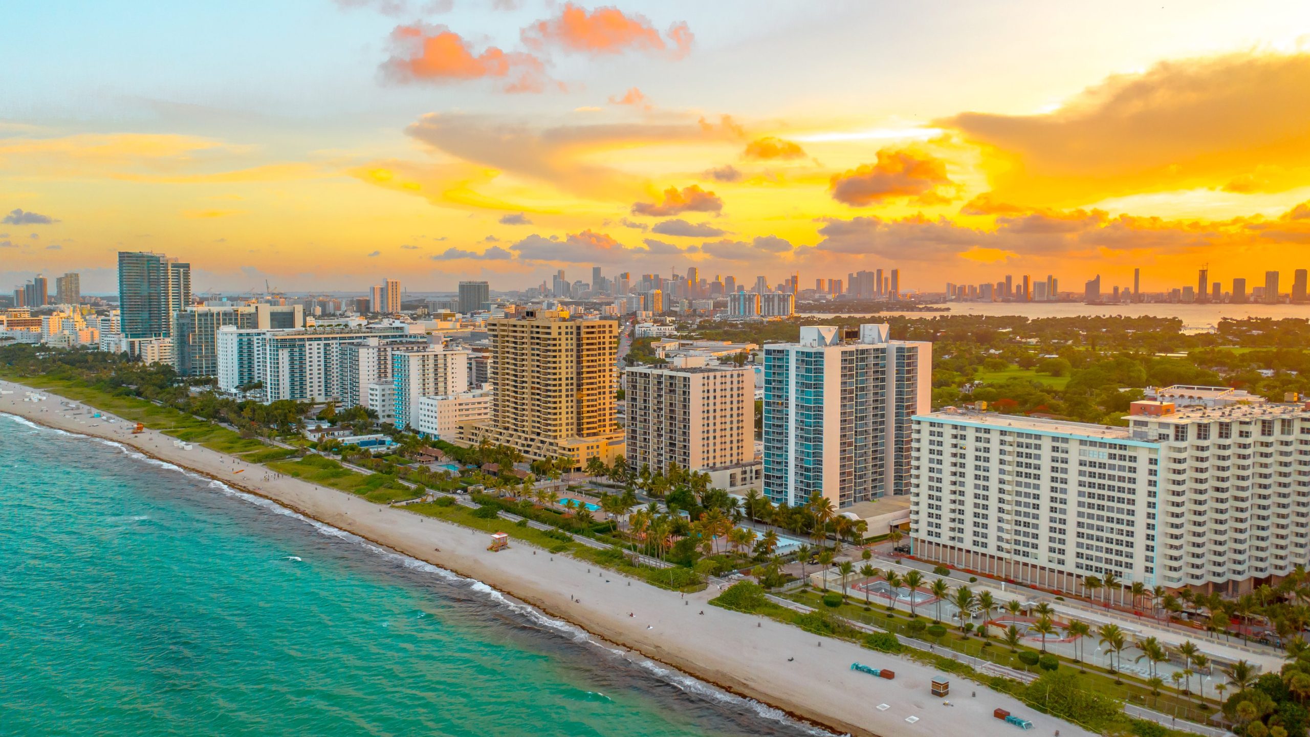 Miami Beach condo evacuated after engineer raises concerns