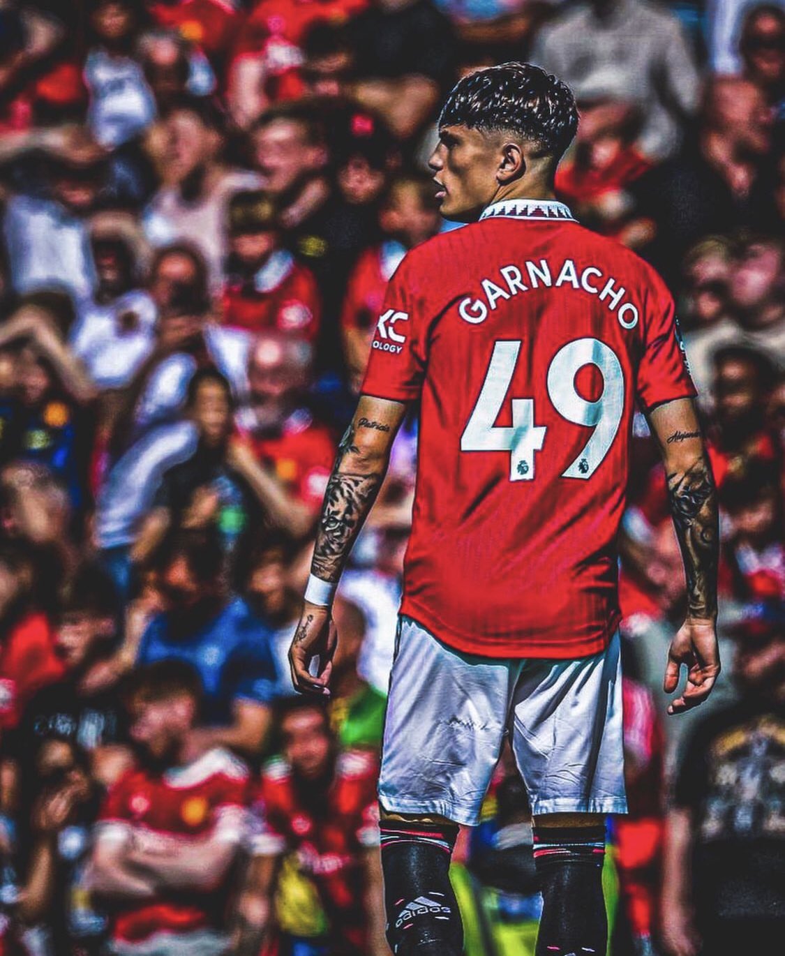 Menzi should start vs Southampton #mufc