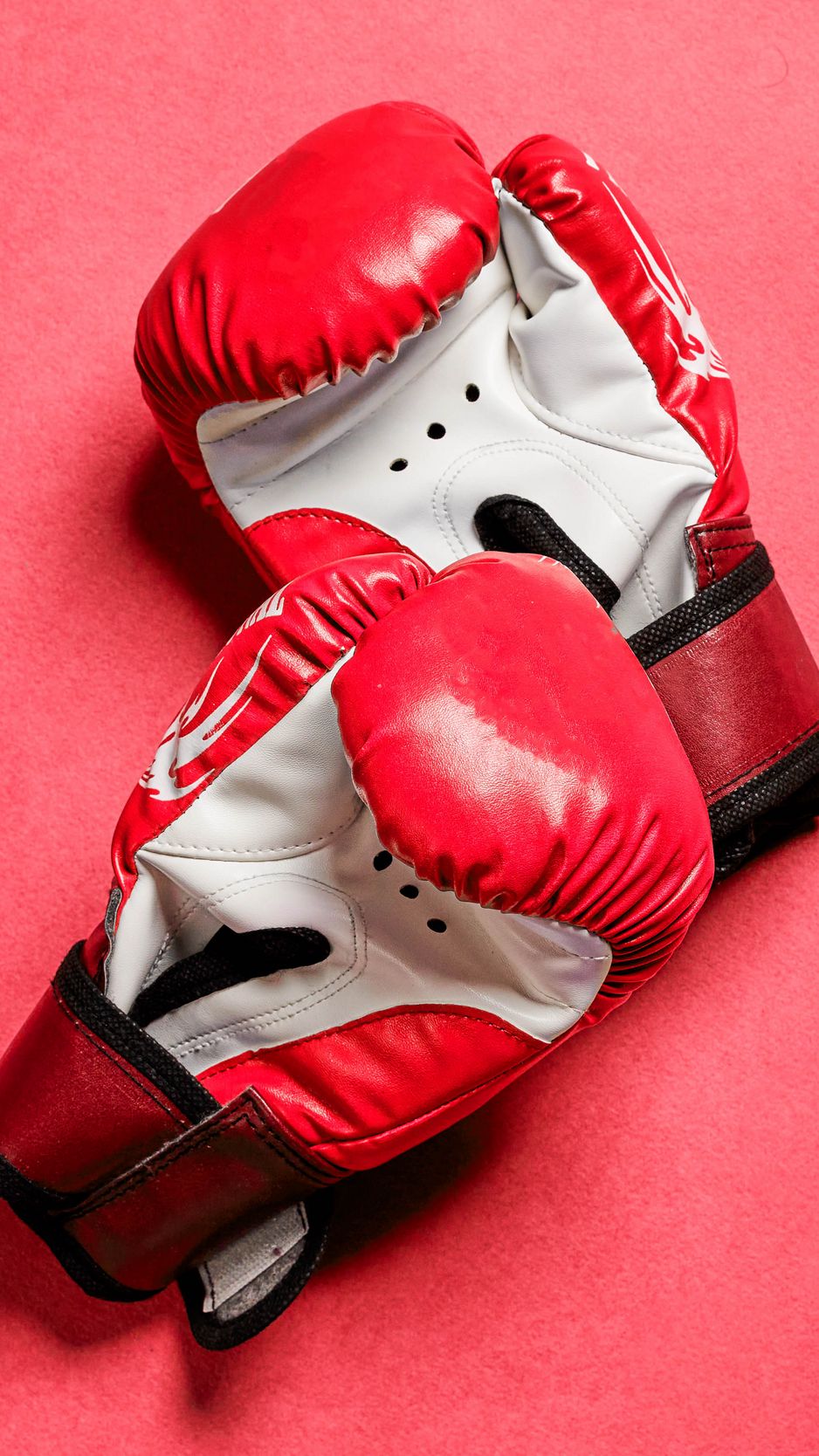 Download Wallpaper 938x1668 Boxing Gloves, Gloves, Boxing, Red, Sport Iphone 8 7 6s 6 For Parallax HD Background