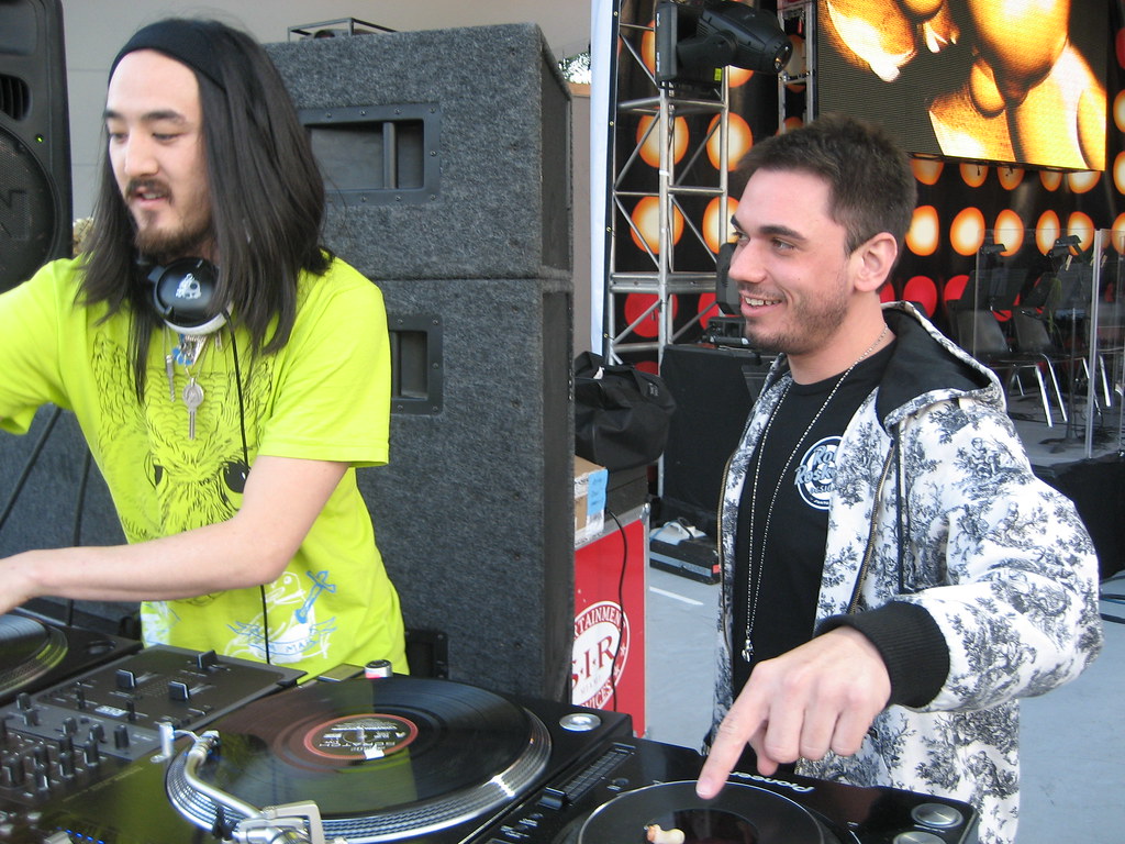 AM and Steve Aoki B.LIve MIA 2008. Remembering DJ AM