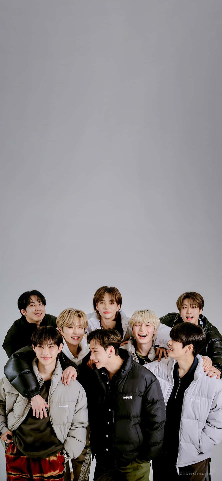 Download Stray Kids OT8 Astonishing