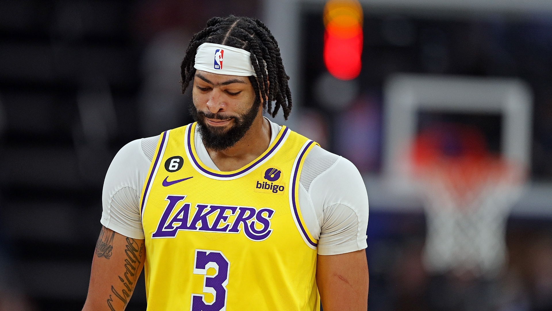 How long is Anthony Davis out? Foot injury timeline, return date, latest updates on Lakers star. Sporting News Canada