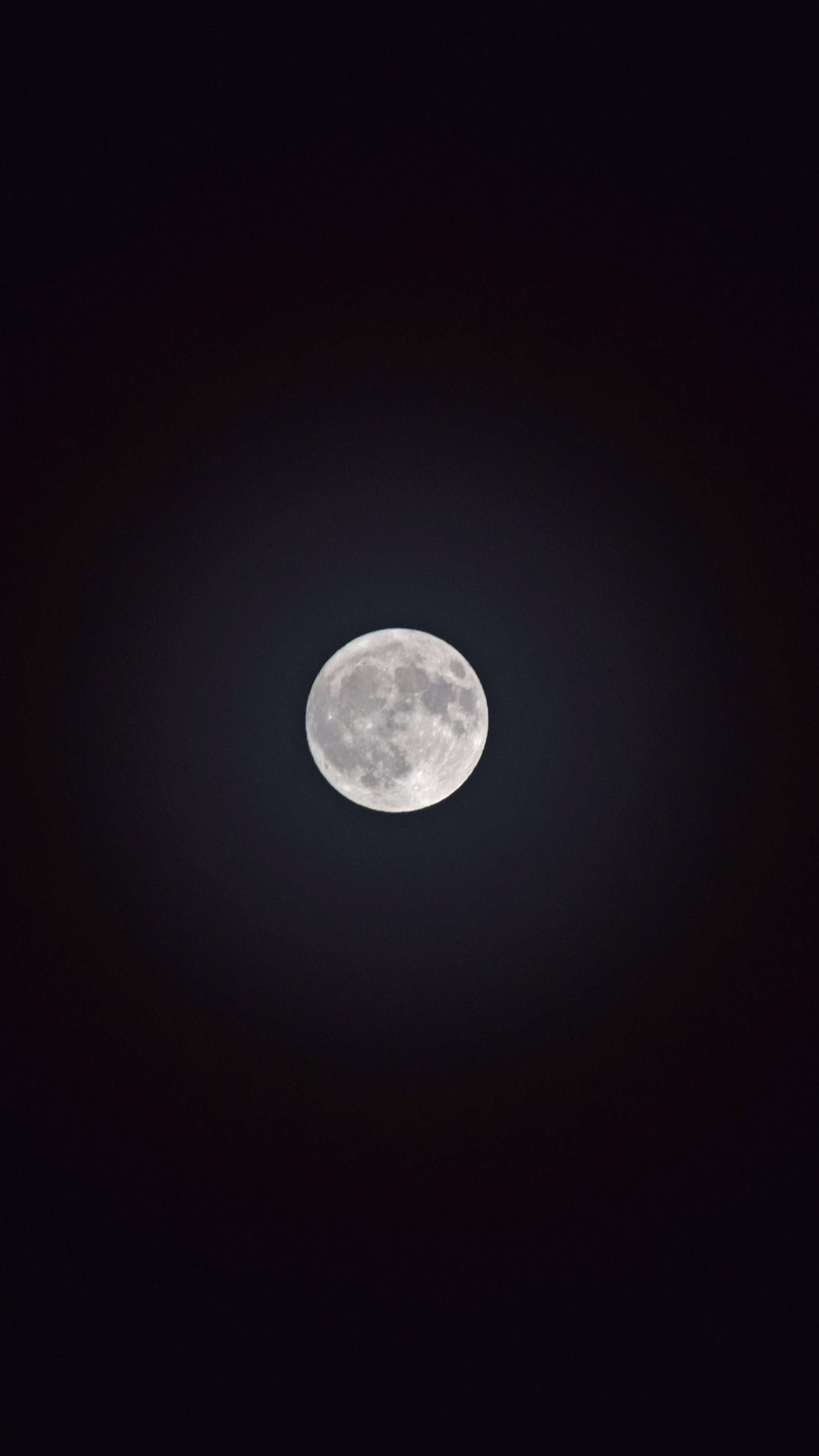 Moon 4K Phone Wallpaper