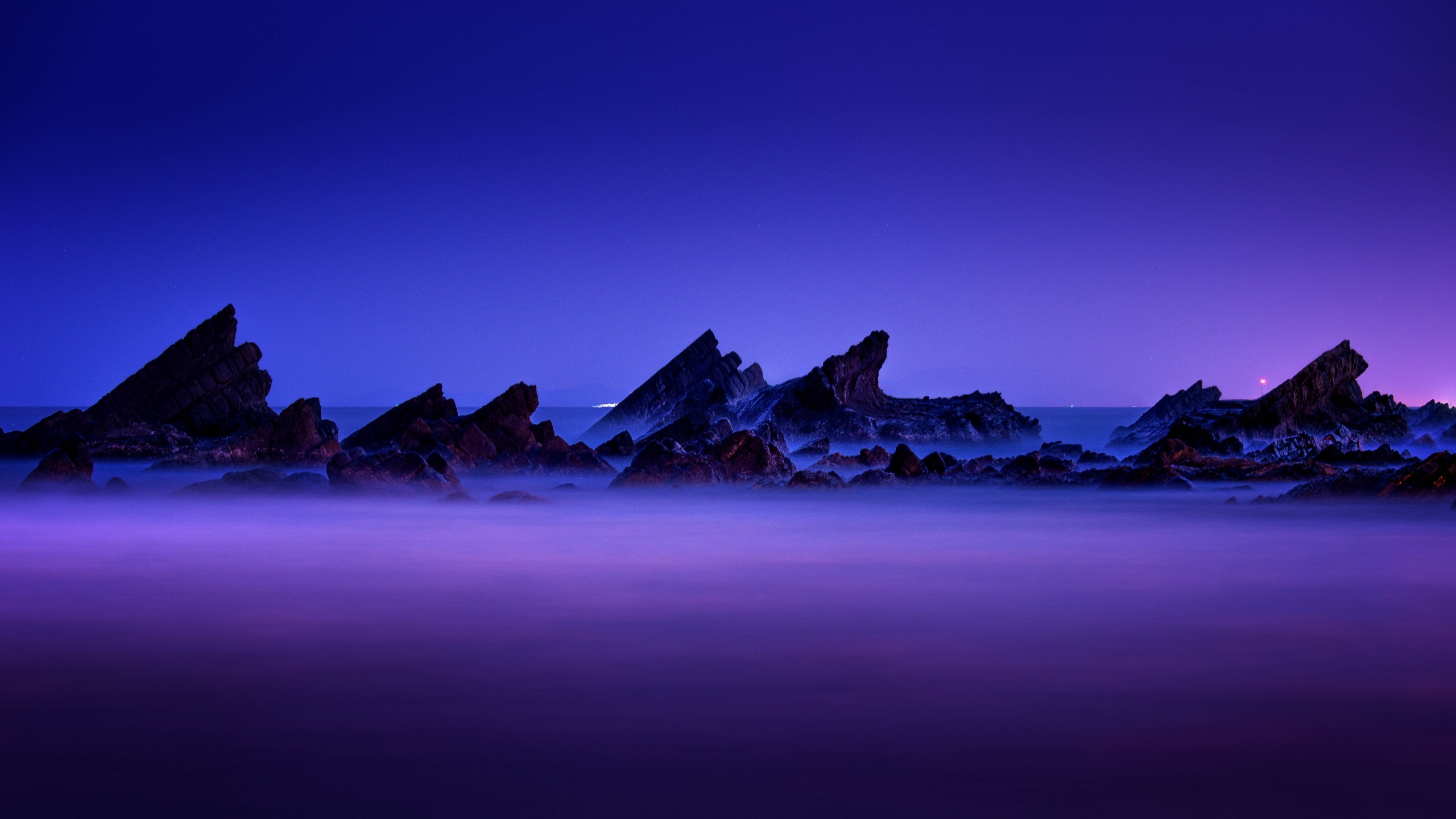 Rocky coast Wallpaper 4K, Seascape, Purple sky, Landscape