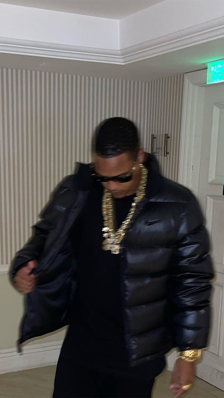 tz da coronel. Cantores, Rappers brasileiros, Fotos de boné