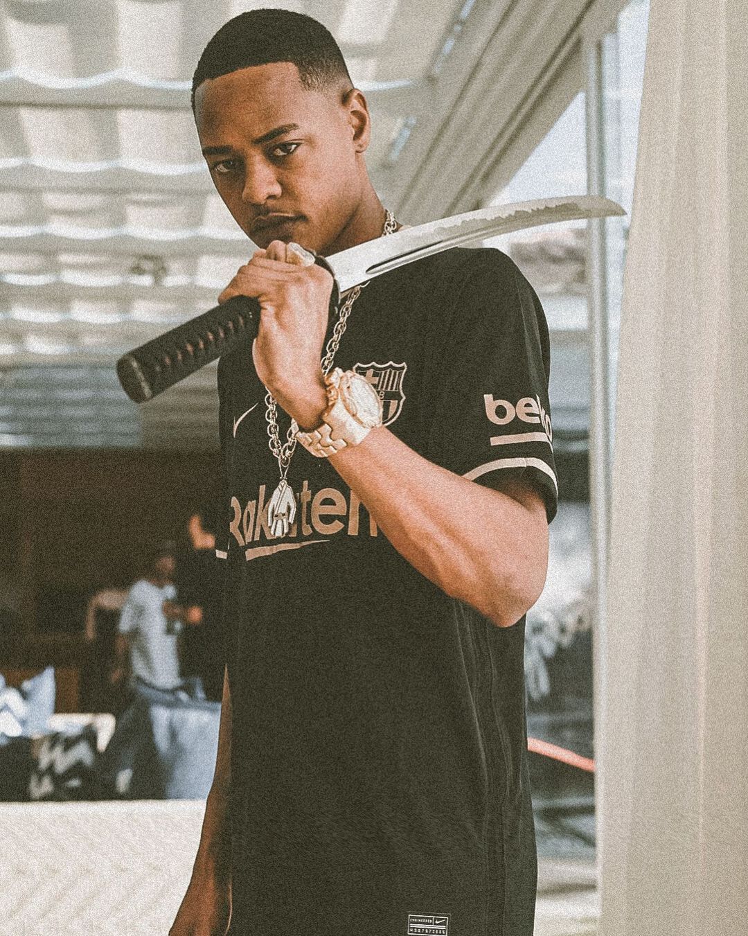 Tz da Coronel, Martelin e Bruxo unem forças no som “Química Bandida”; uma realização da Tropa do Bruxo. RAPGOL Magazine. Vivência das Ruas