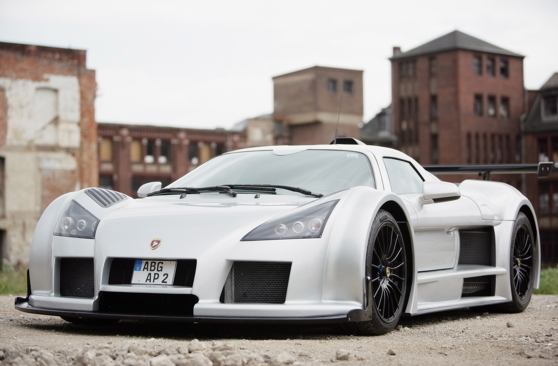 Gumpert Apollo Sport Picture carsinvasion.com