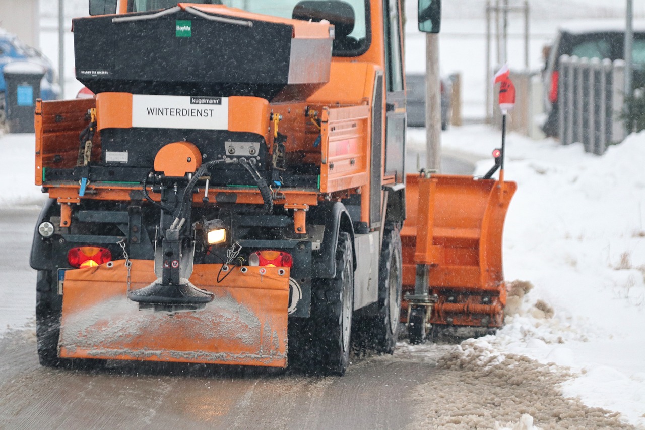 Free Snow Plow & Snow Image
