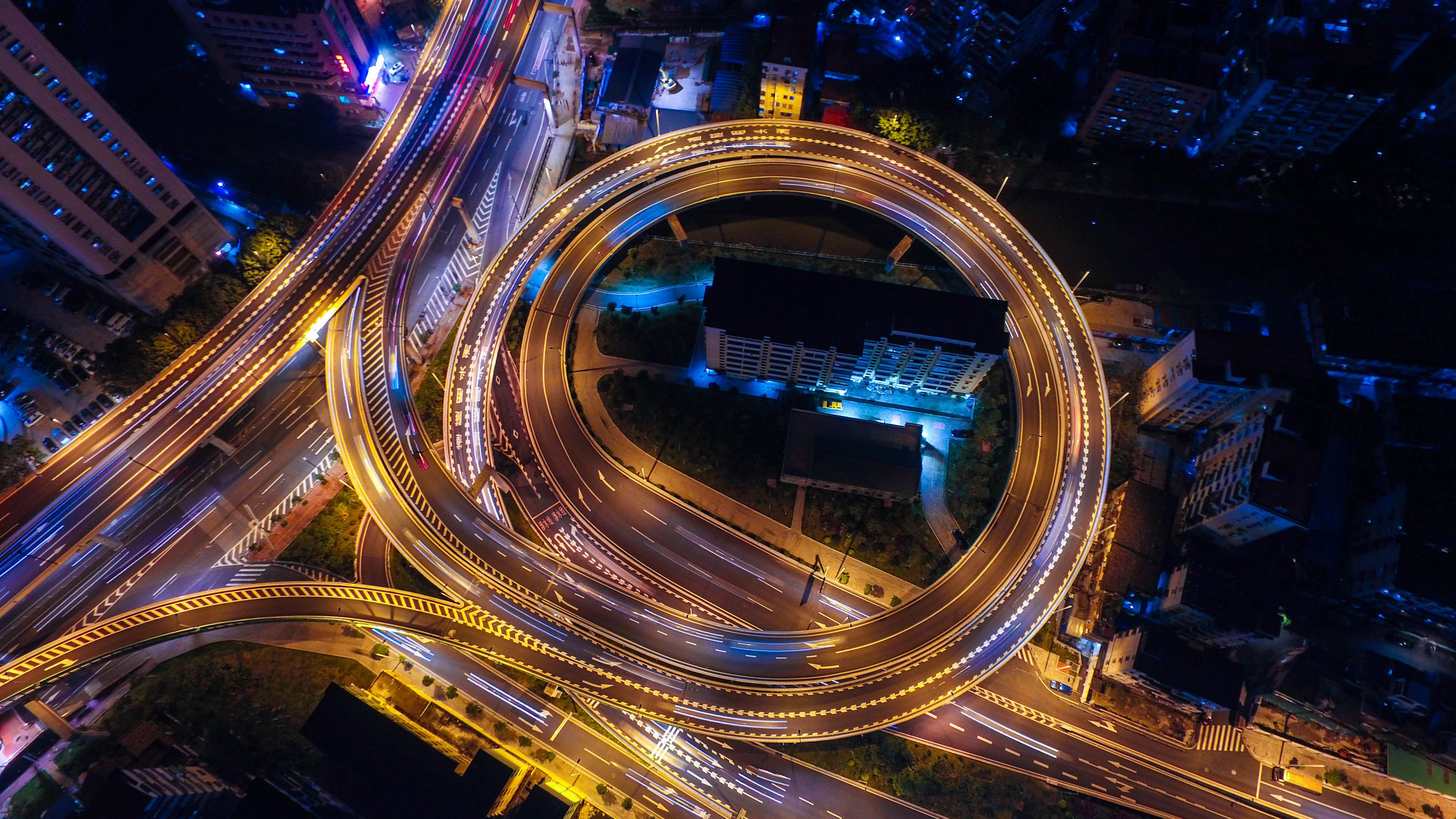Download wallpaper 3840x2160 traffic junction, night city, view from above 4k uhd 16:9 HD background