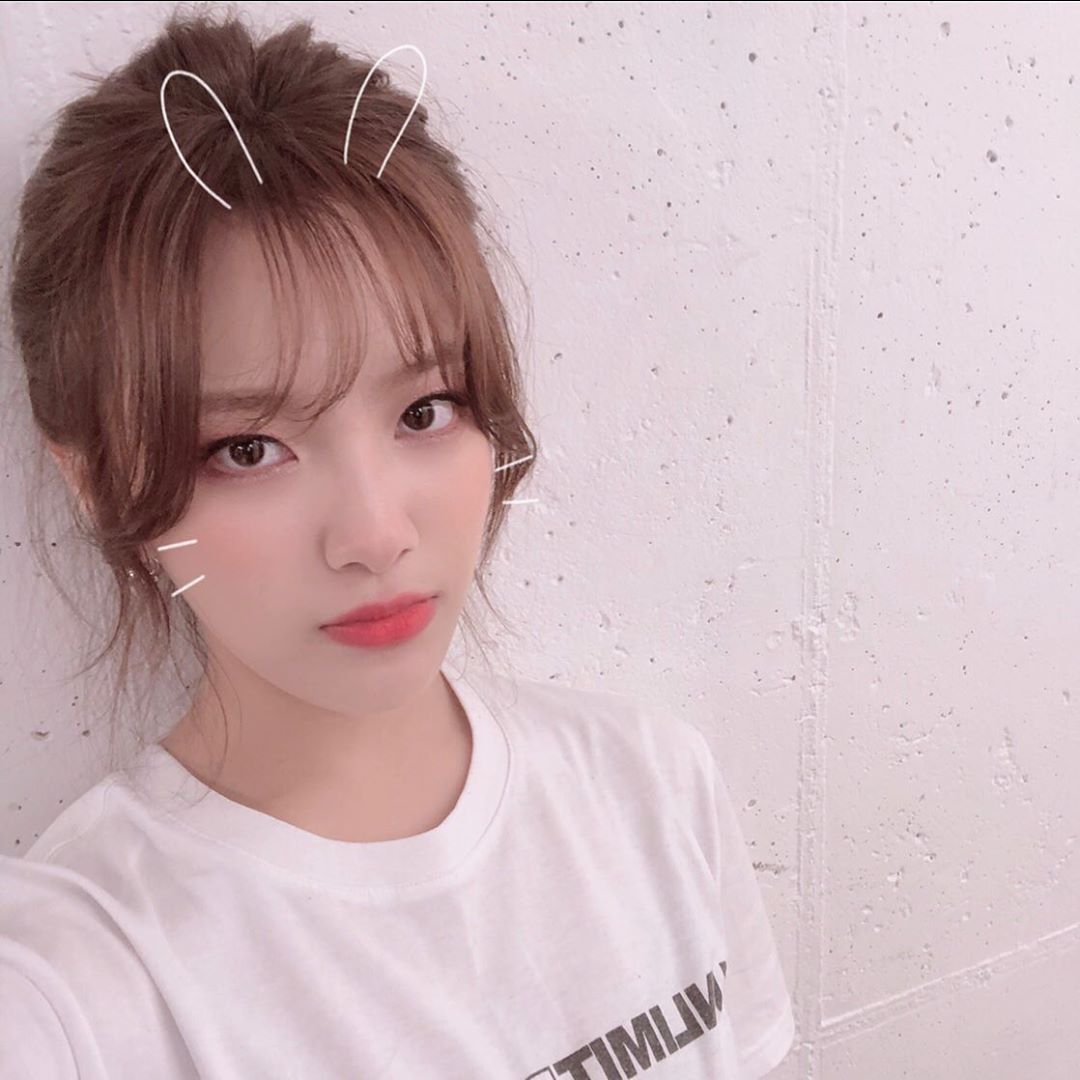 moon sua updates on Twitter. Moon, Twitter, Idol