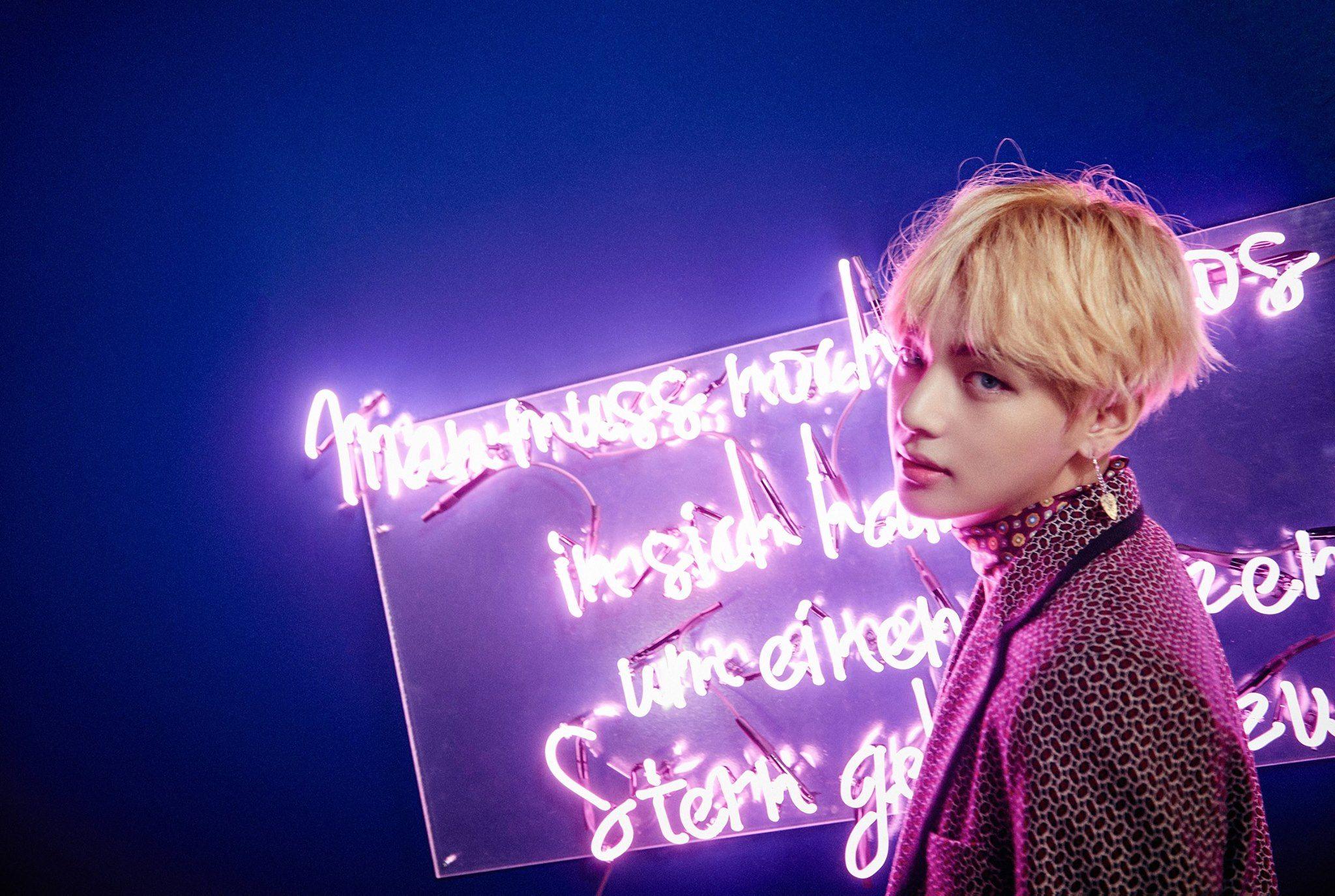 V Bts Desktop Wallpaper