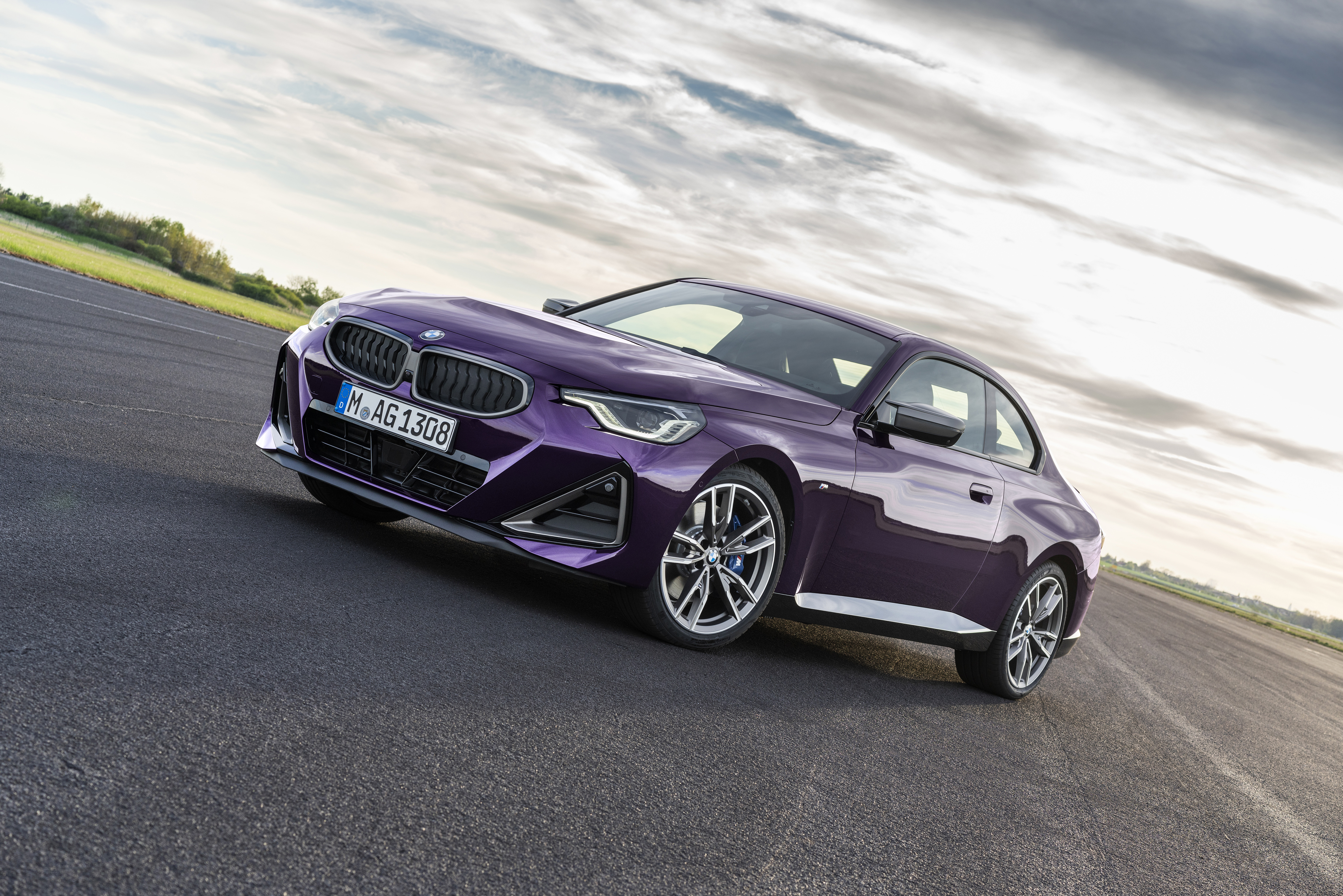 Purple BMW M240i xDrive Coupé Worldwide (G42)