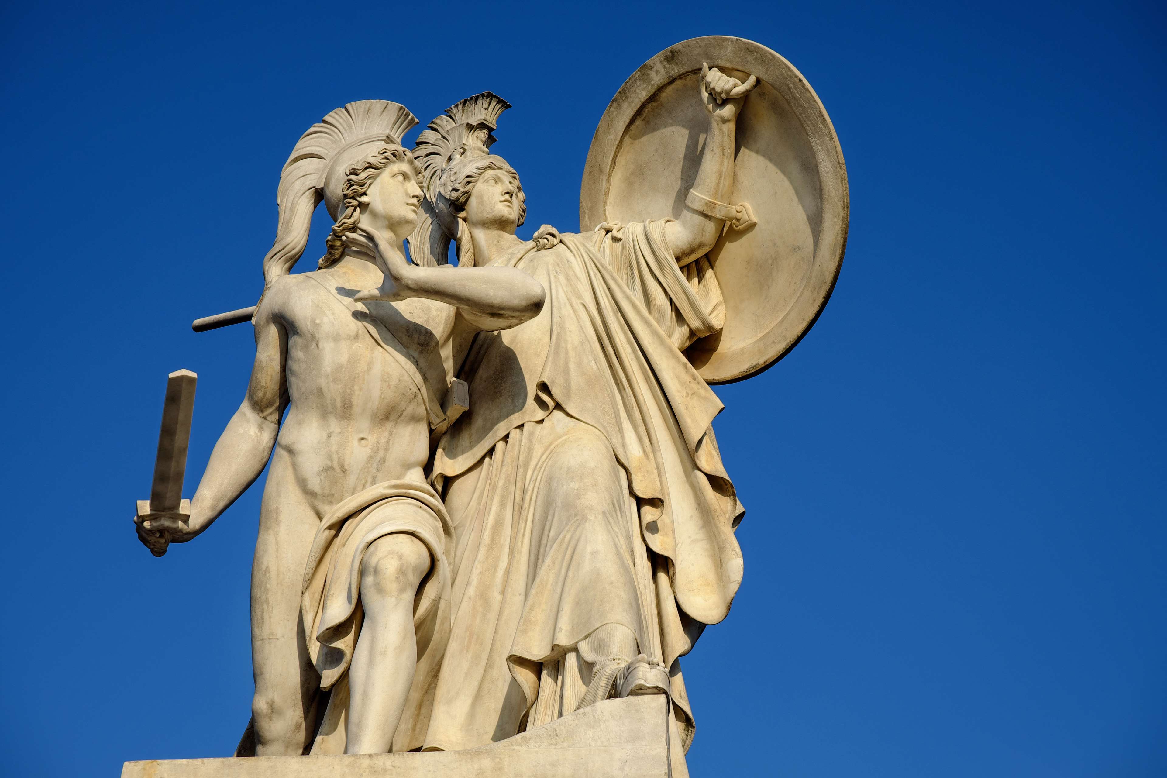 athena, attacks, berlin mitte, carrara marble, closed bridge, figures, greek gods figures, held, monument, protected 4k wallpaper