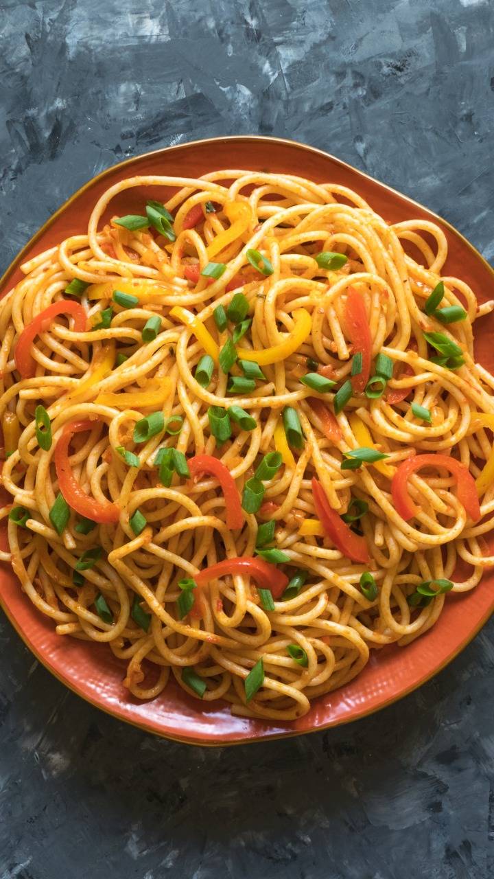 How to make Veg Hakka Noodles