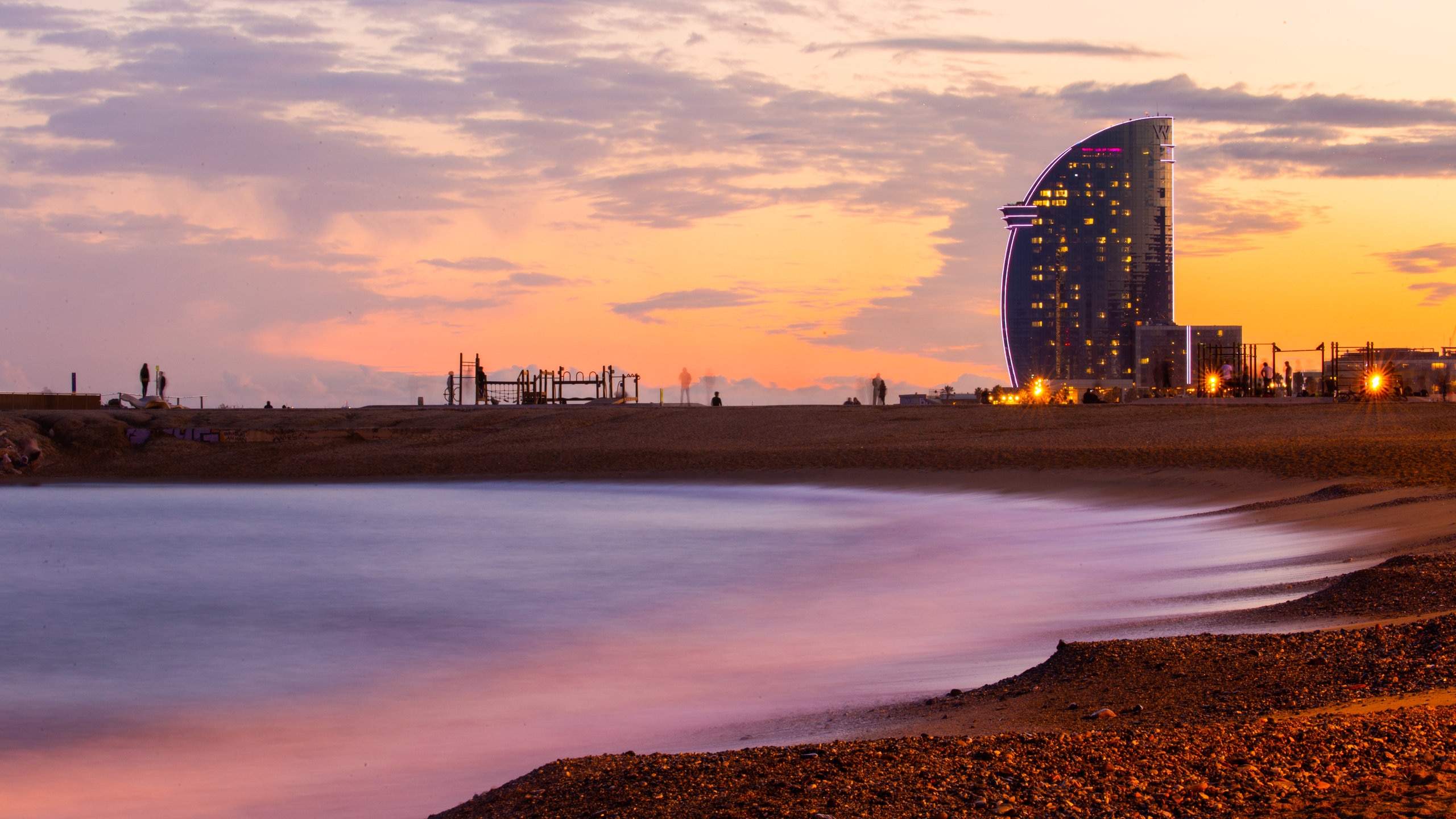 Visit Barceloneta: 2023 Barceloneta, Barcelona Travel Guide