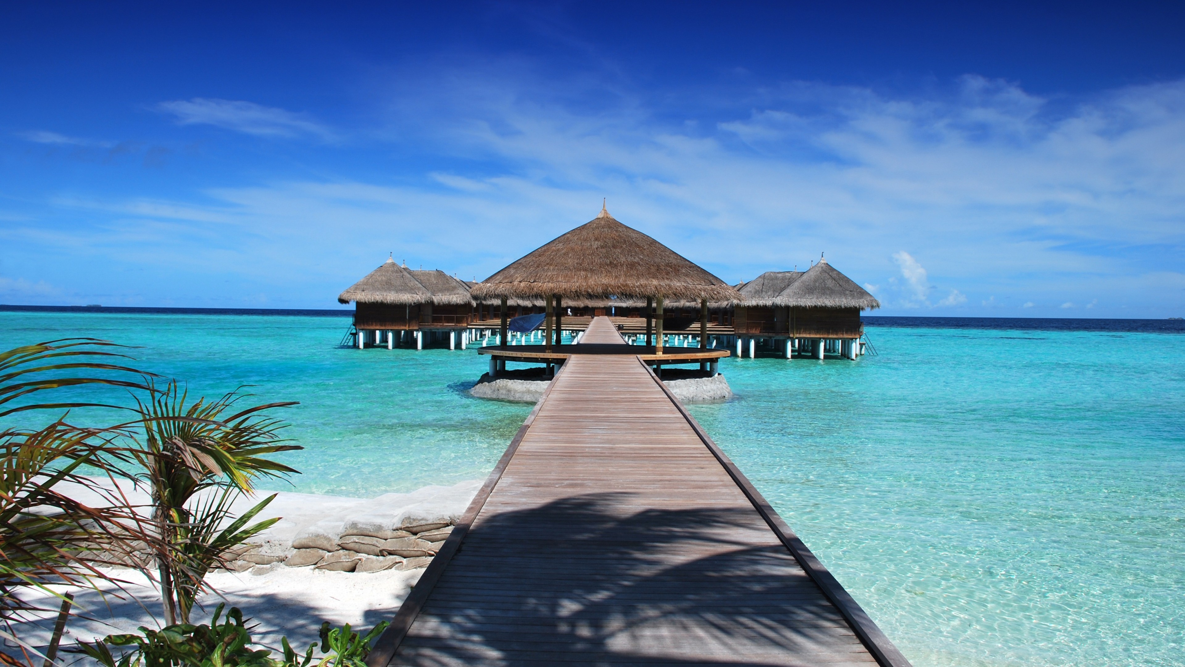 Wallpaper / Maldives, hotel, 4K free download