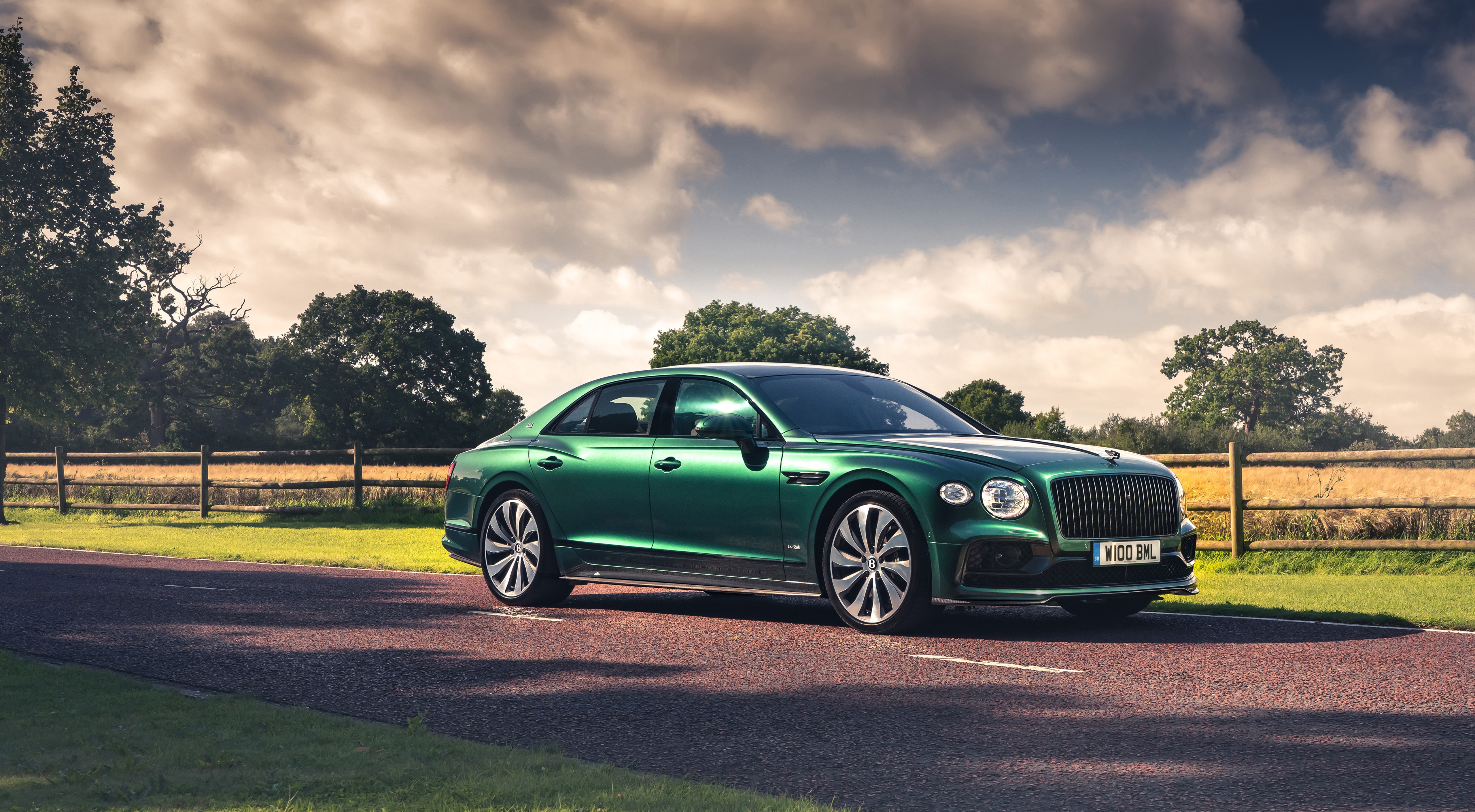 Bentley Flying Spur 4K, Car, Luxury Car, Bentley, Green Car Gallery HD Wallpaper