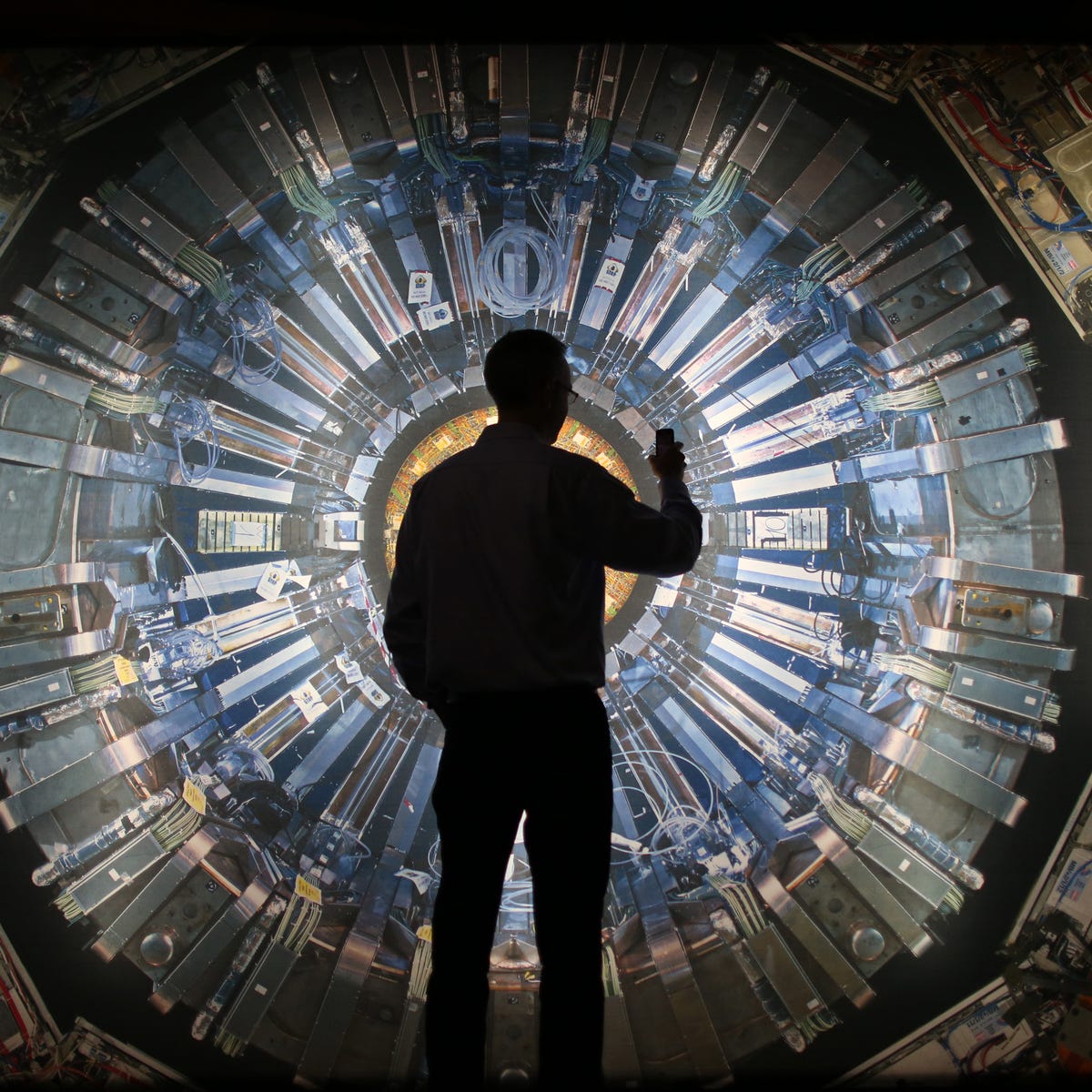 CERN Wants To Build A New $23 Billion Super Collider That's 100 Kilometers Long