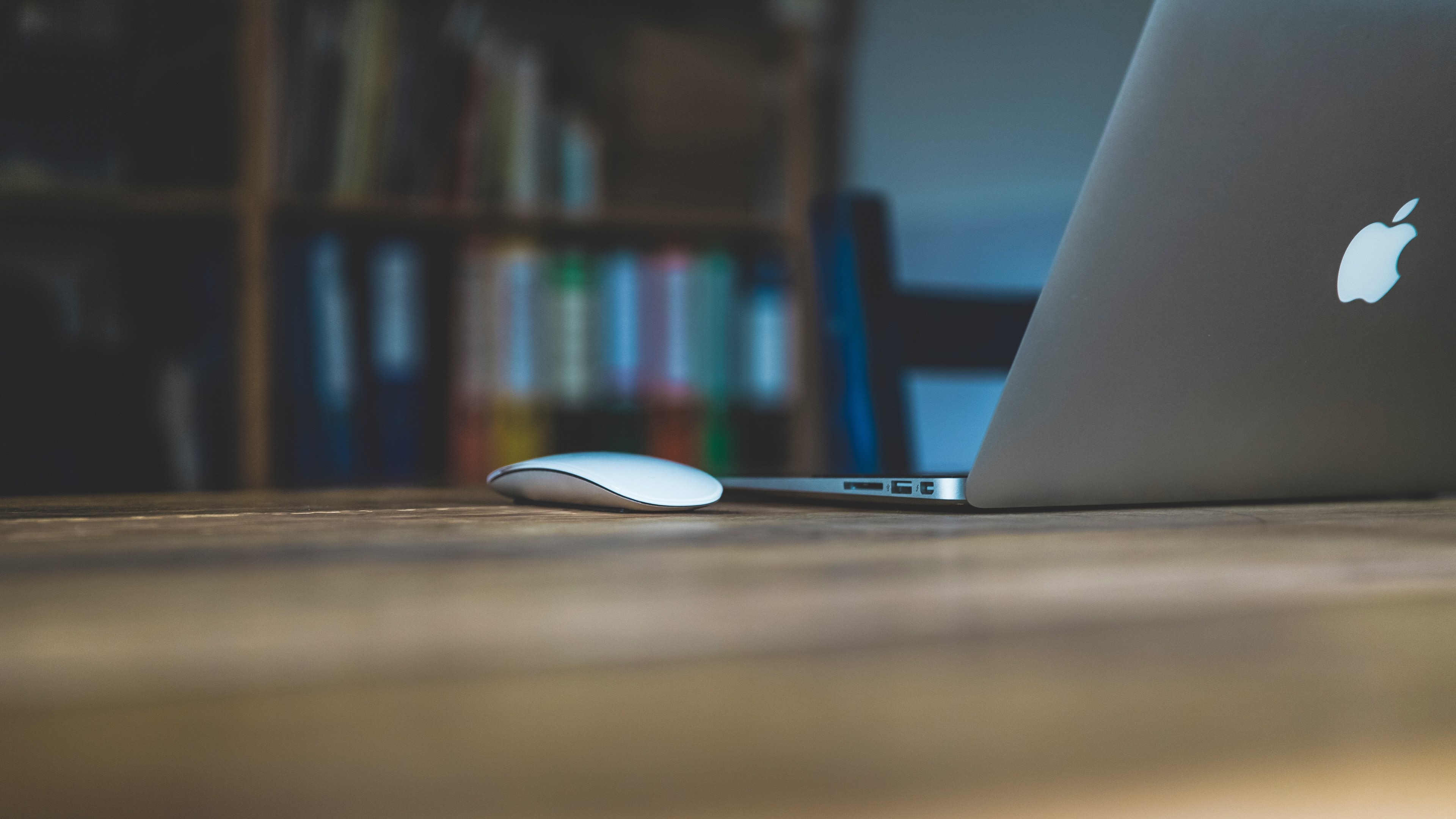 Wallpaper / desk office mouse and laptop HD 4k wallpaper free download