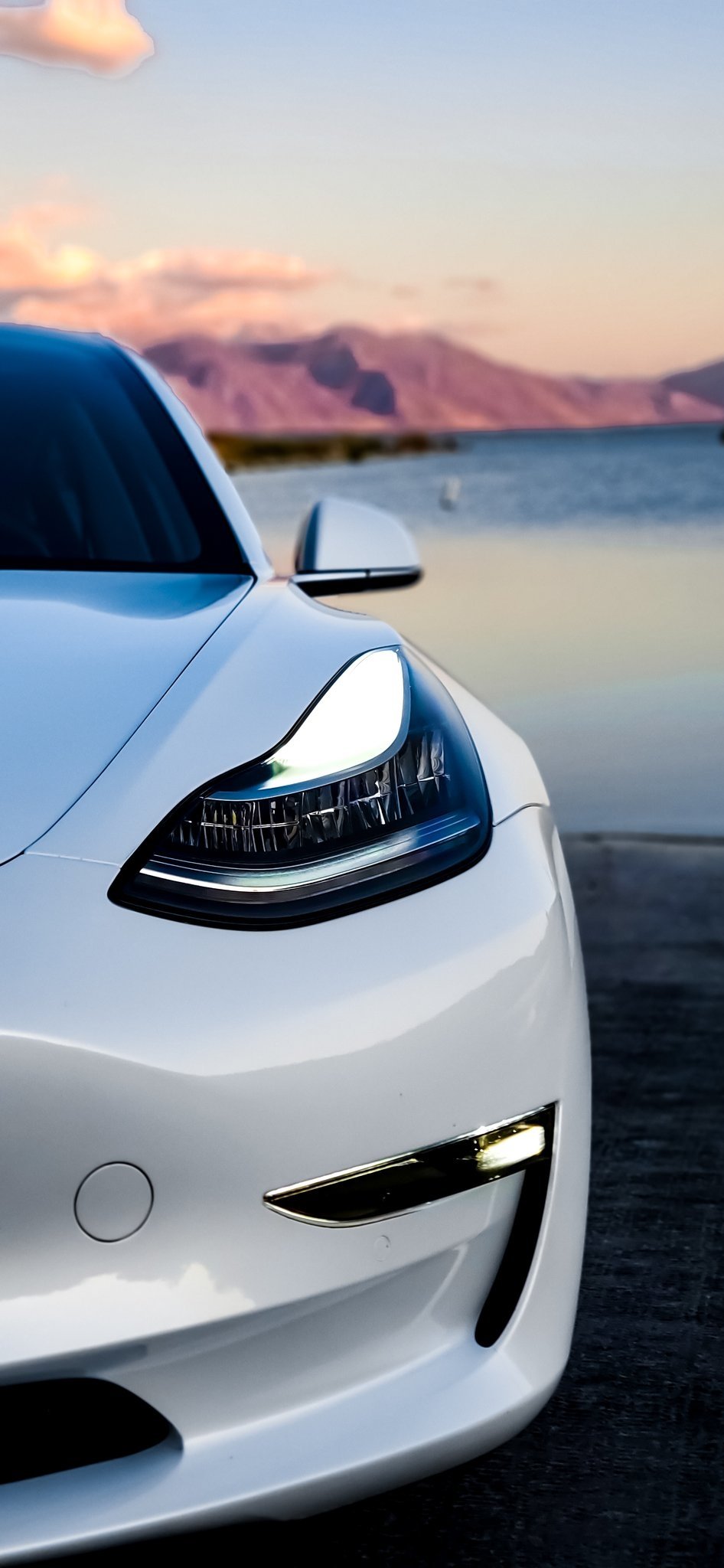 Tesla deals wallpaper iphone