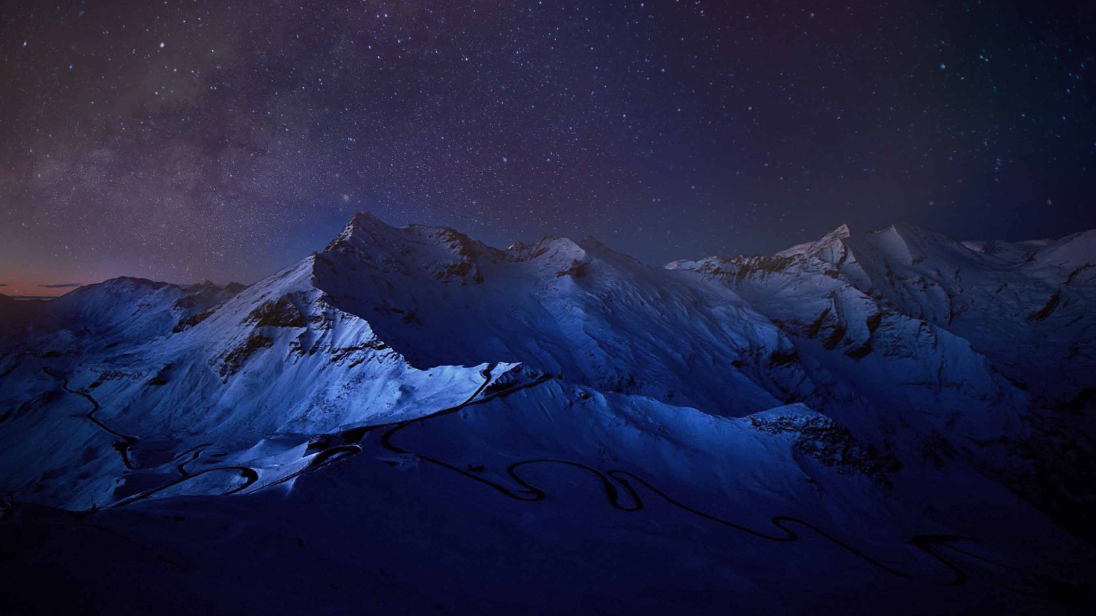 4K Mountain Night Gallery HD Wallpaper