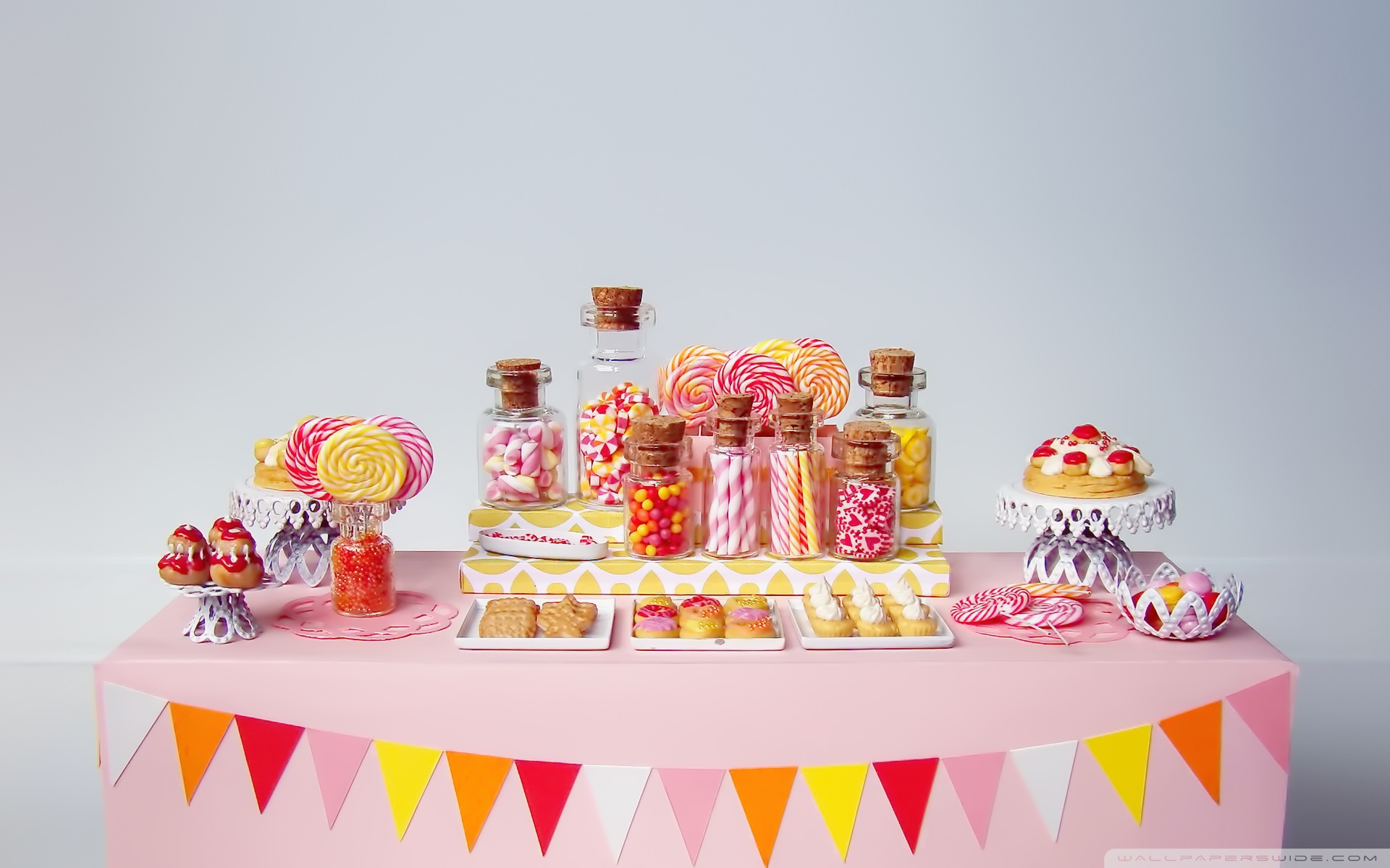 Miniature Dessert 4K UHD Wallpaper