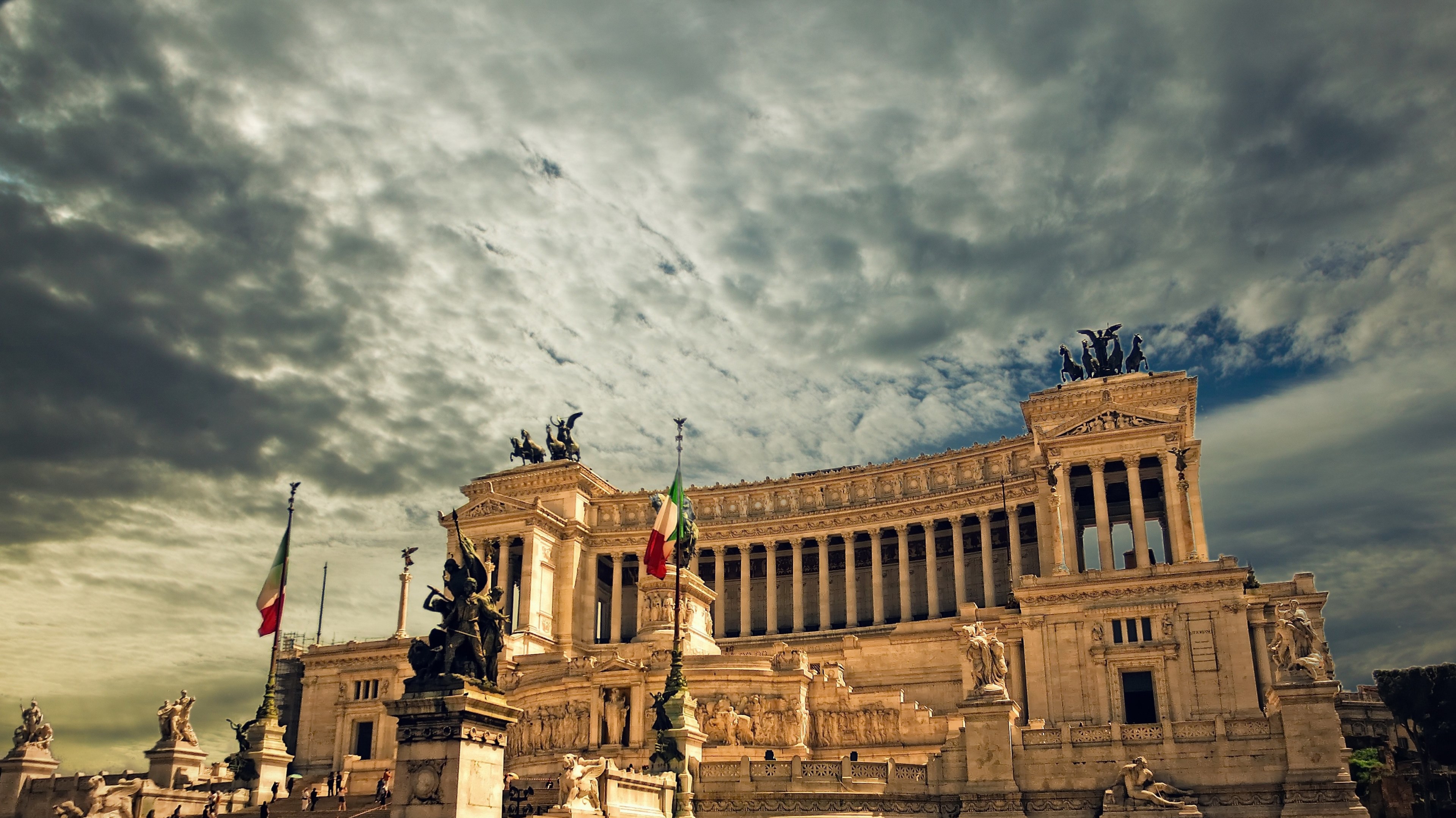 Wallpaper / vittorio emanuele monument rome rome palace 4k wallpaper free download