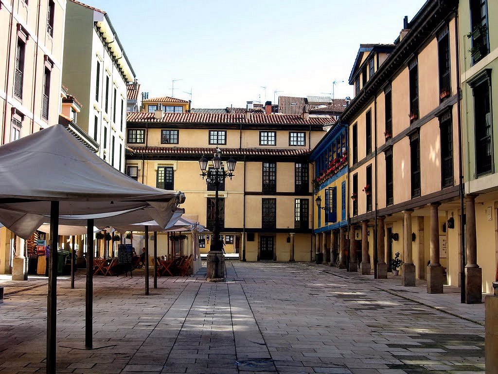 Plaza del Fontan (Oviedo) You Need to Know BEFORE You Go