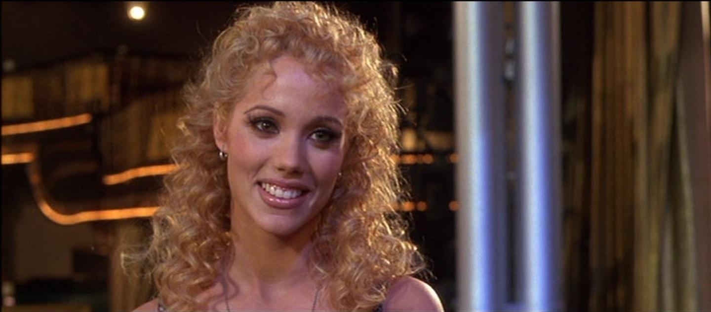 Elizabeth Berkley Wallpaper Wallpaper. แฟนไทย