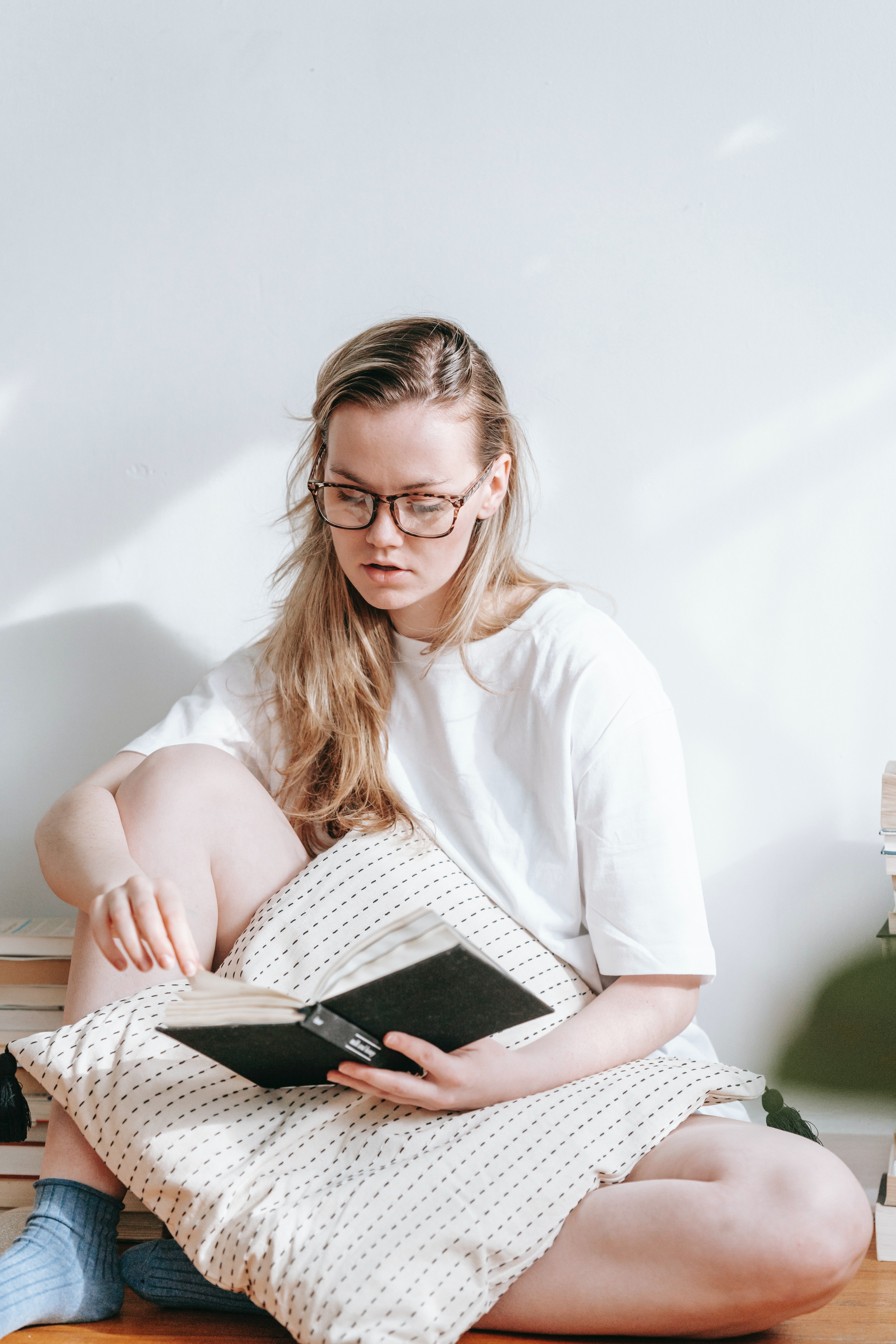Studious Photo, Download The BEST Free Studious & HD Image