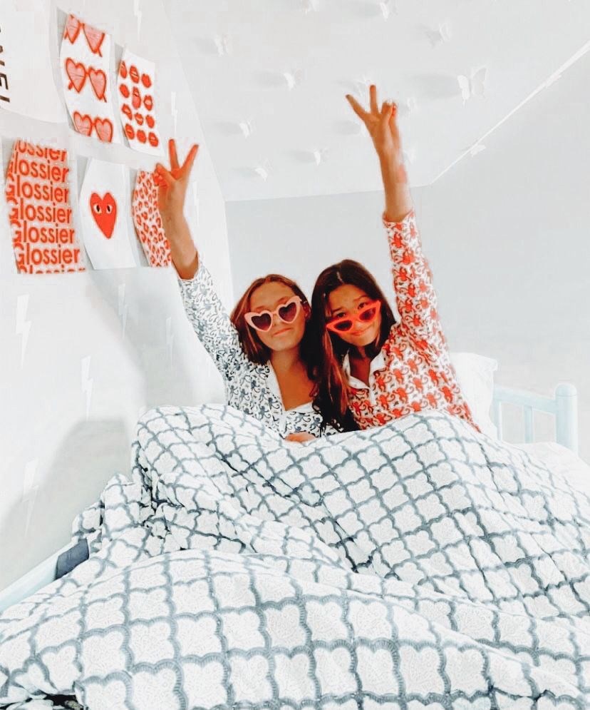 Preppy BFF Wallpaper